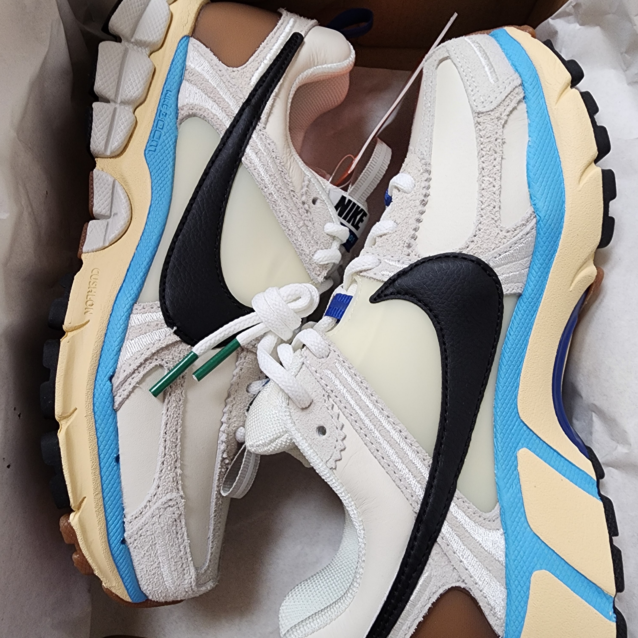 (W) Nike Zoom Vomero 5 PRM Designed by Japan 착용 스타일 - 1