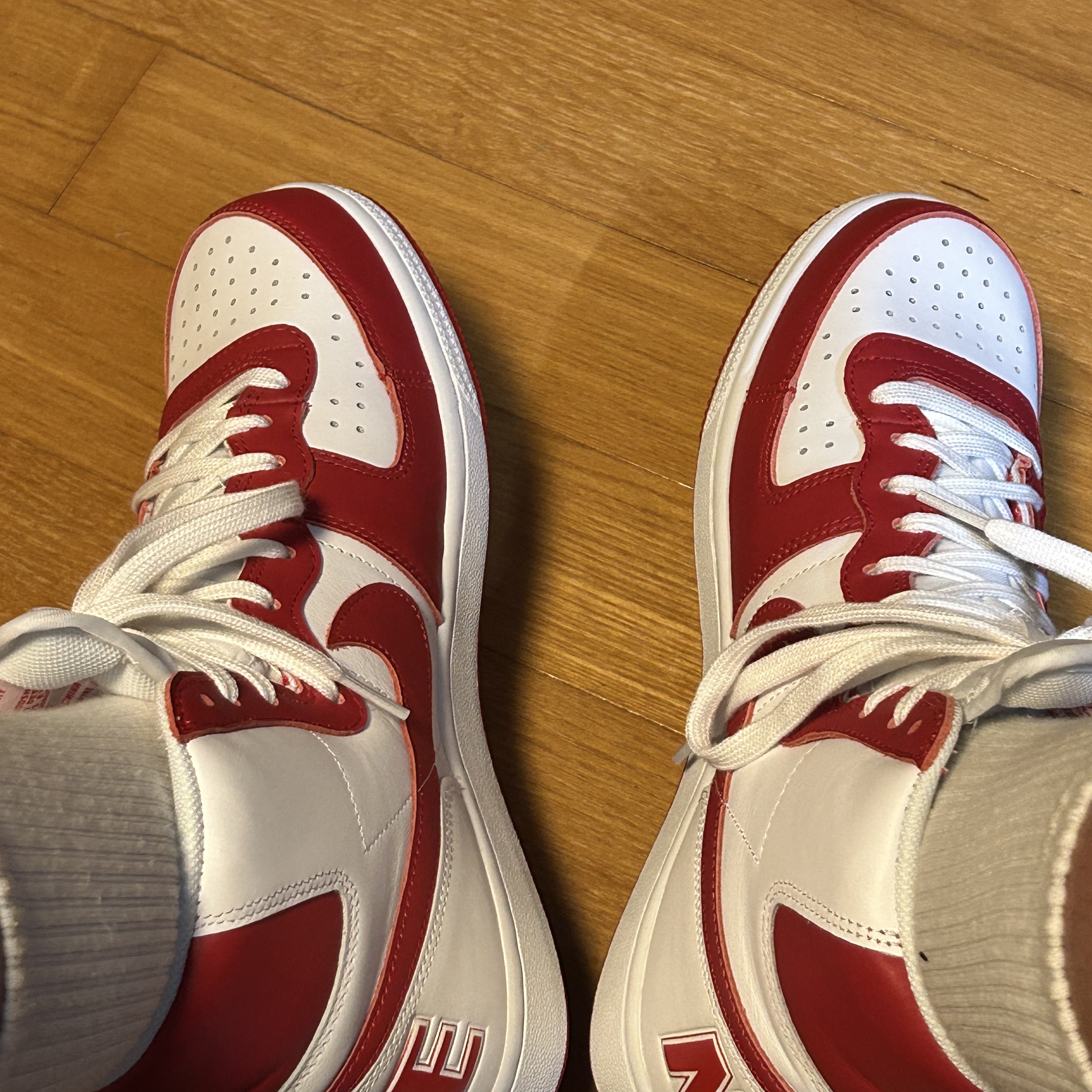 Nike Terminator High University Red and White 착용 스타일