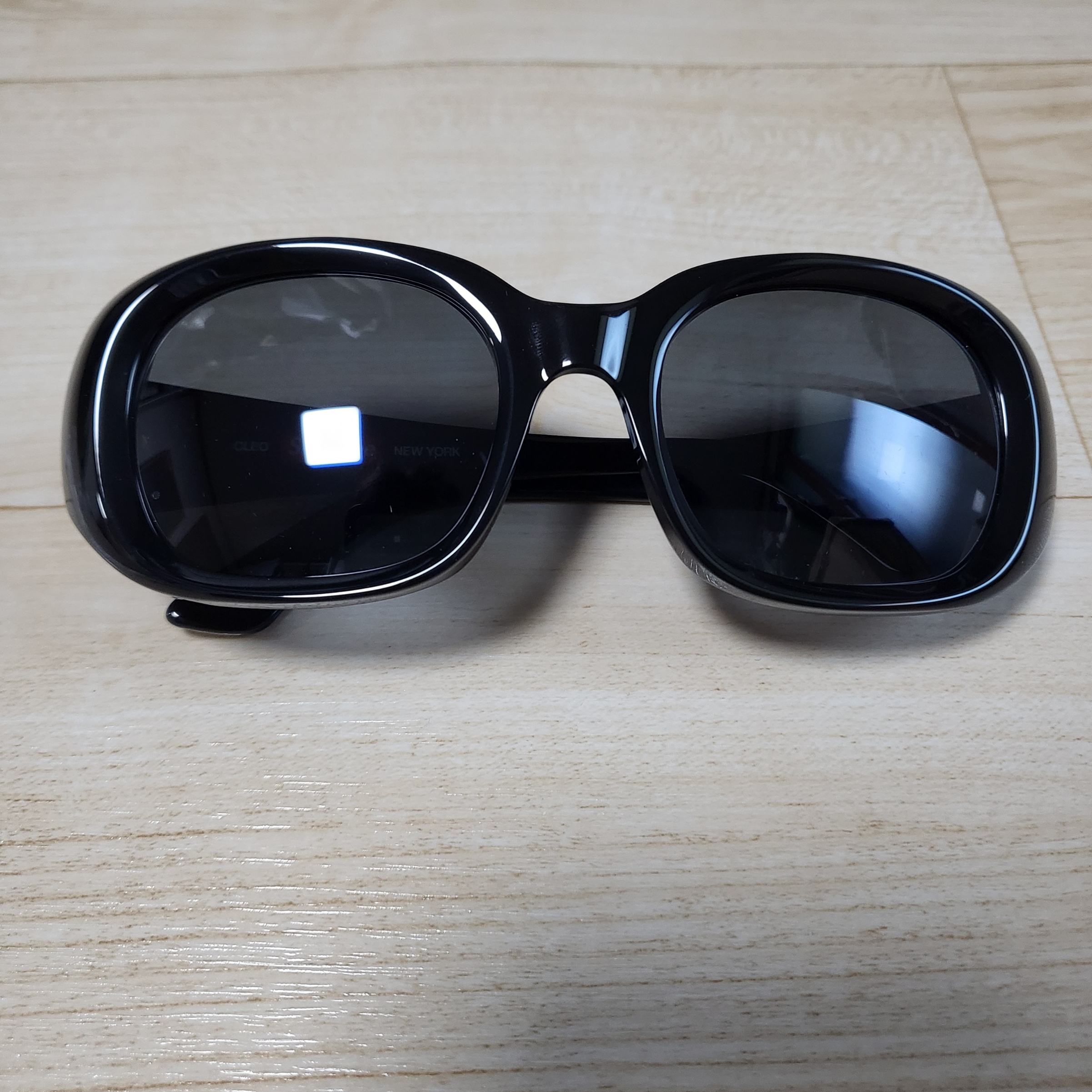 Supreme Cleo Sunglasses Black - 24SS 착용 스타일 - 2