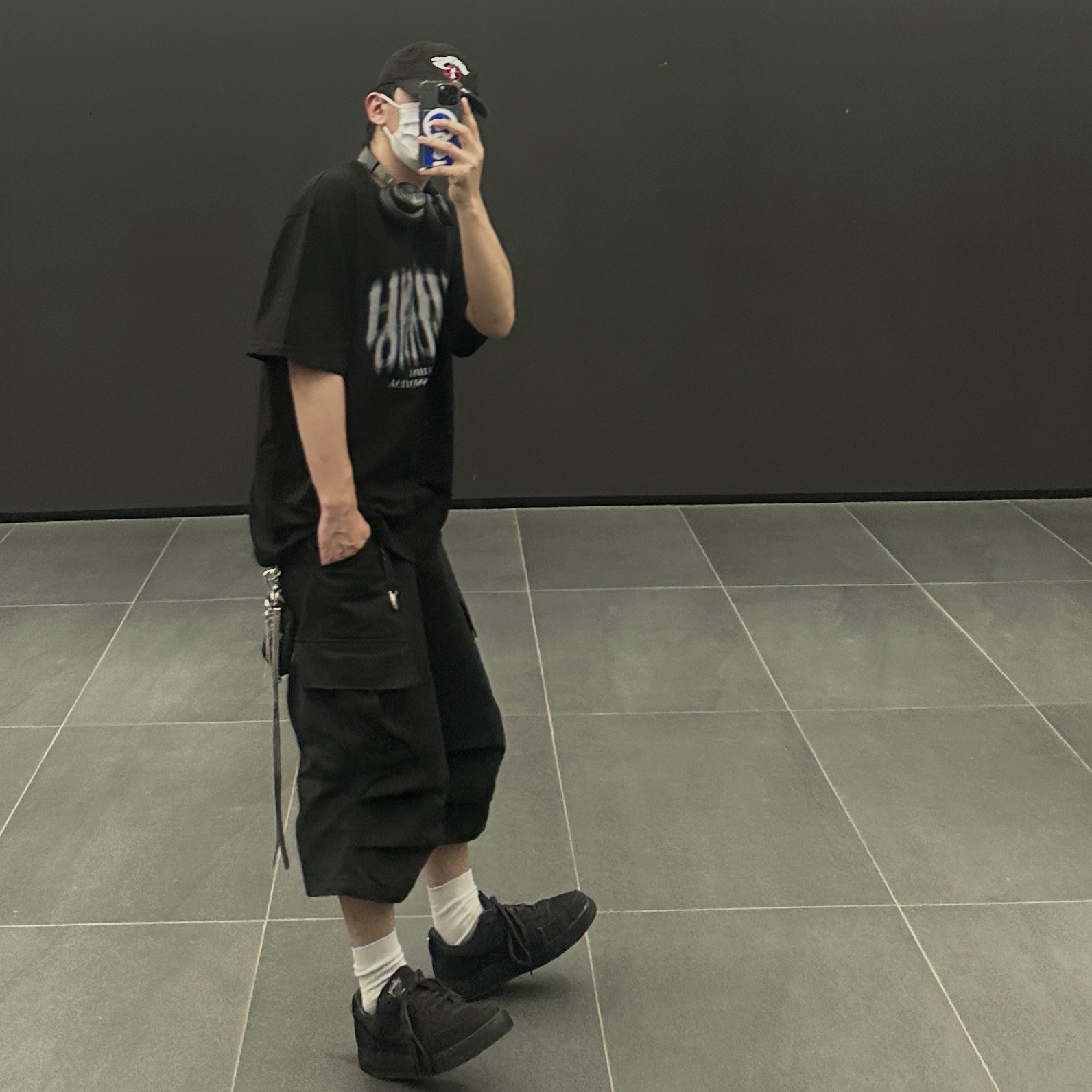 Nike x Stussy Air Force 1 Low Triple Black 착용 스타일