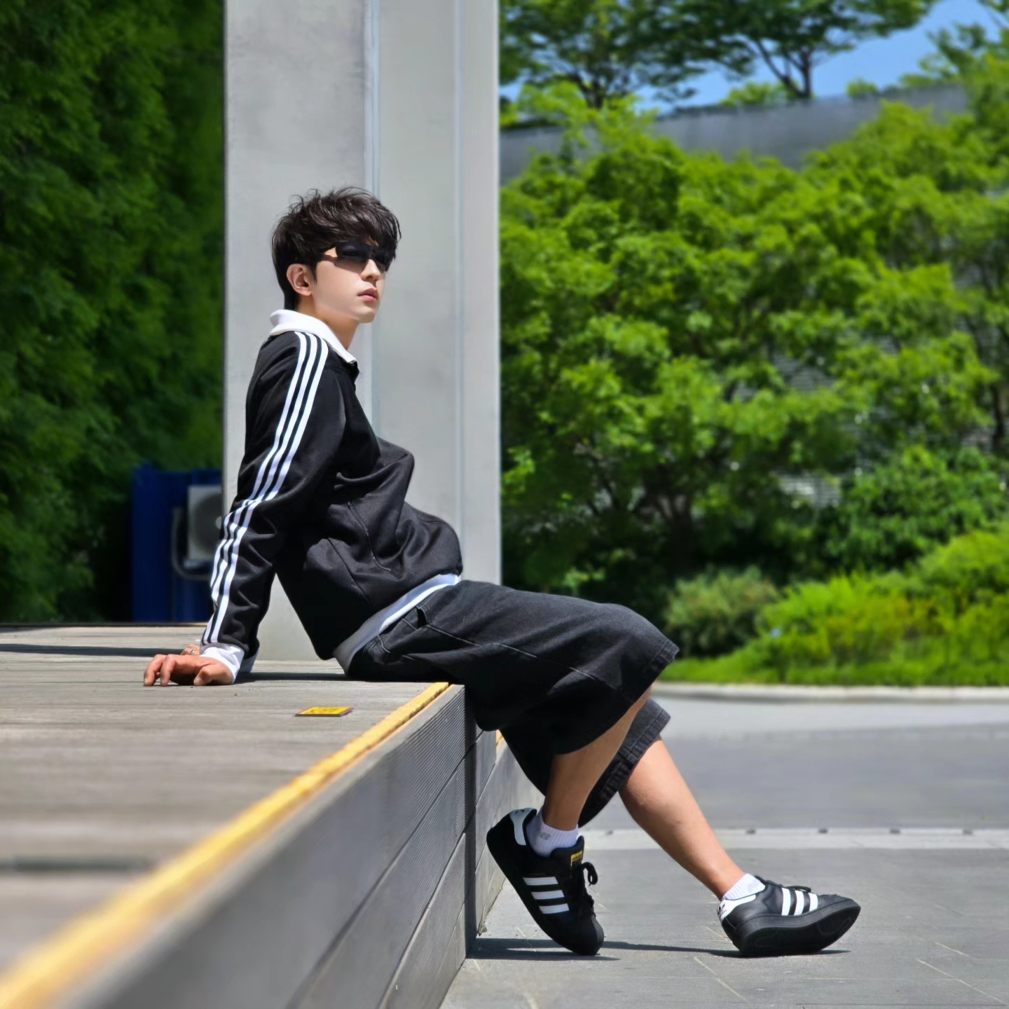 Adidas Adicolor Classics Beckenbauer Track Jacket Black - KR Sizing, Adidas Adicolor Classics Beckenbauer Track Jacket Black - US Sizing 착용 스타일 - 4