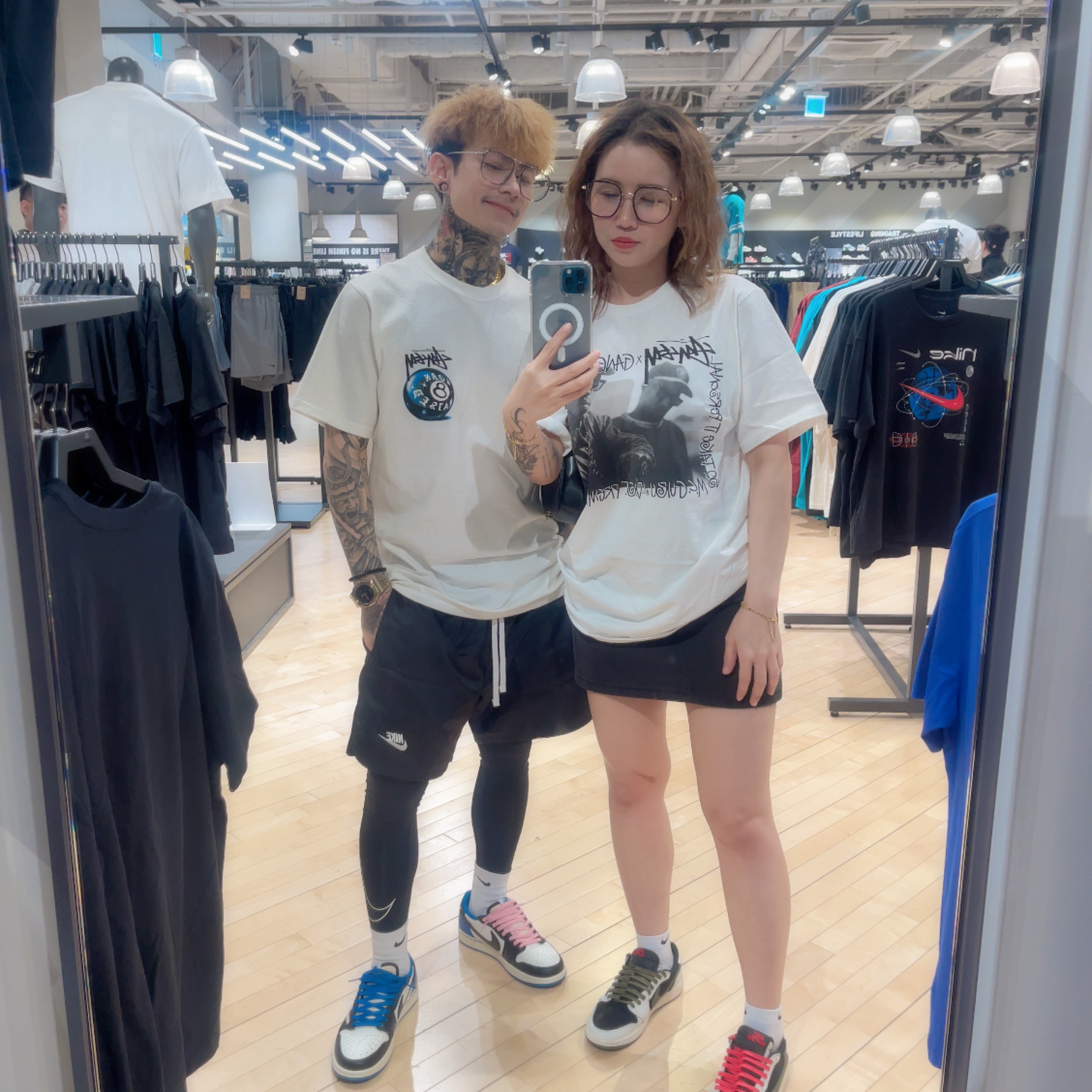 Jordan 1 x Travis Scott x Fragment Retro Low OG SP Military Blue, (W) Jordan 1 x Travis Scott Retro Low OG SP Medium Olive 착용 스타일 - 2