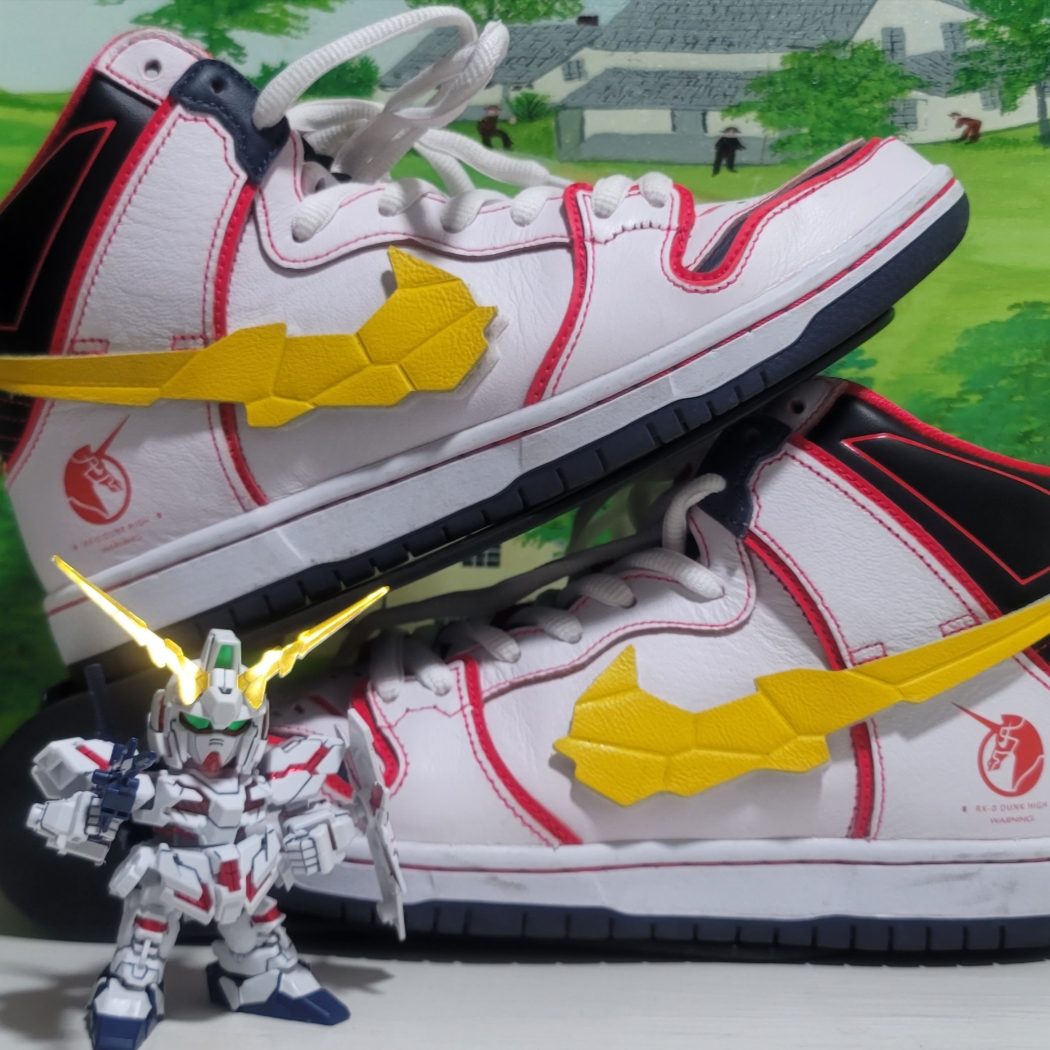 Nike x Gundam SB Dunk High Pro QS Unicorn RX-0 착용 스타일