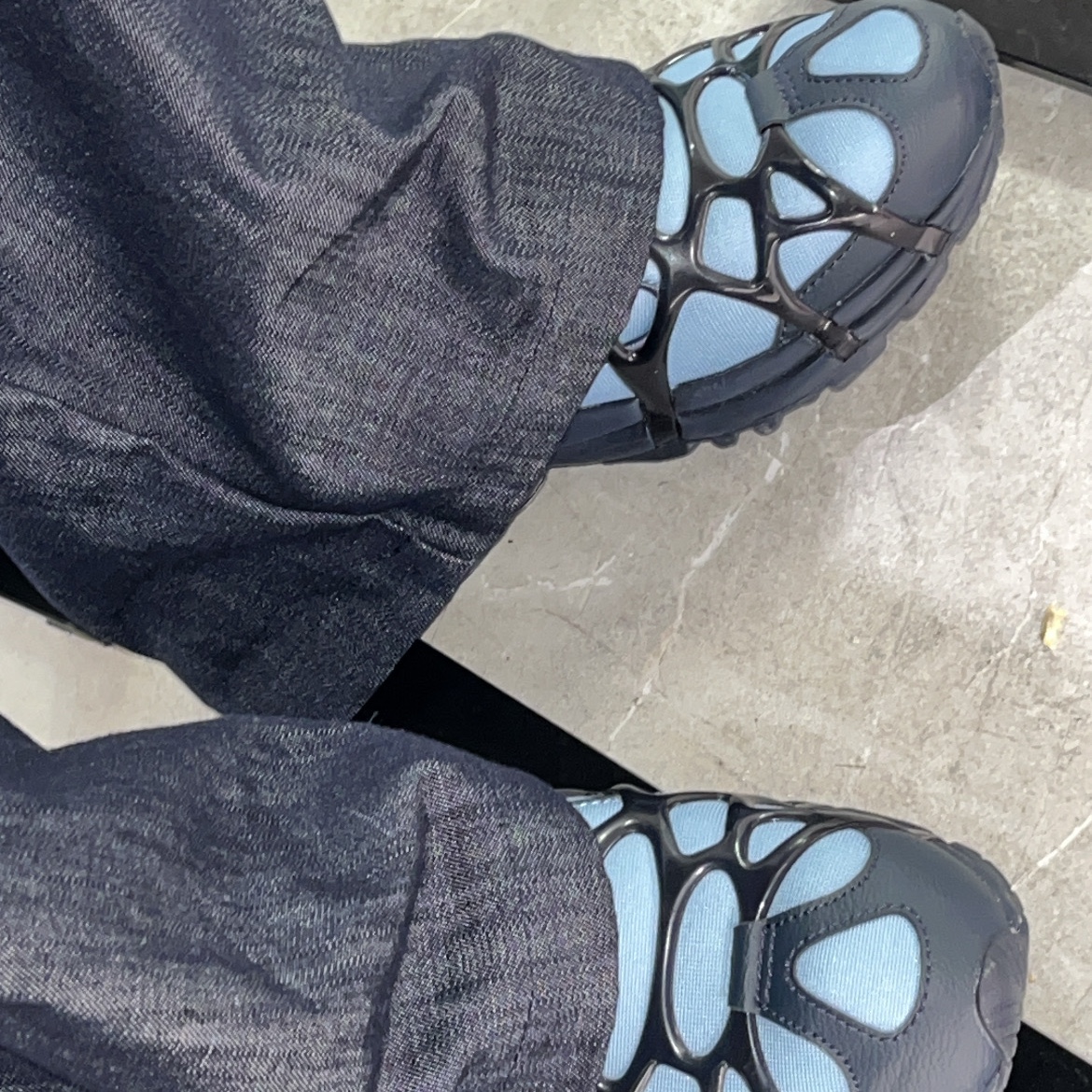 Nike Air Kukini Worn Blue Obsidian 착용 스타일
