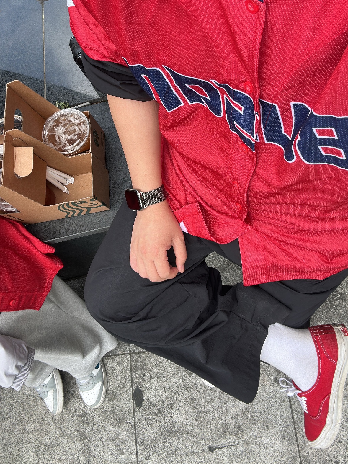 Vans Vault OG Authentic LX Red, IAB Studio Pigment Sack Black 착용 스타일 - 2