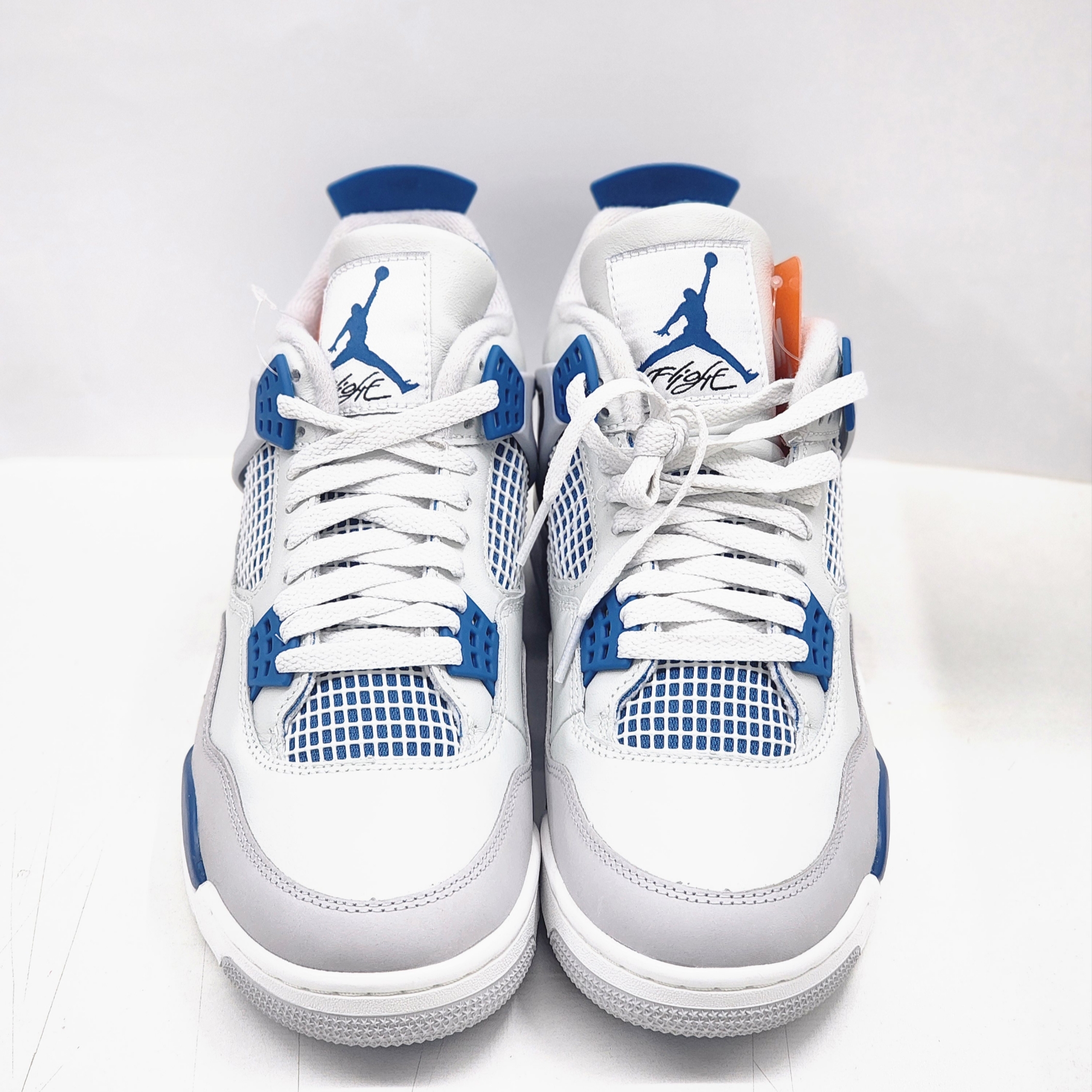 Jordan 4 Retro Industrial Blue 착용 스타일 - 2