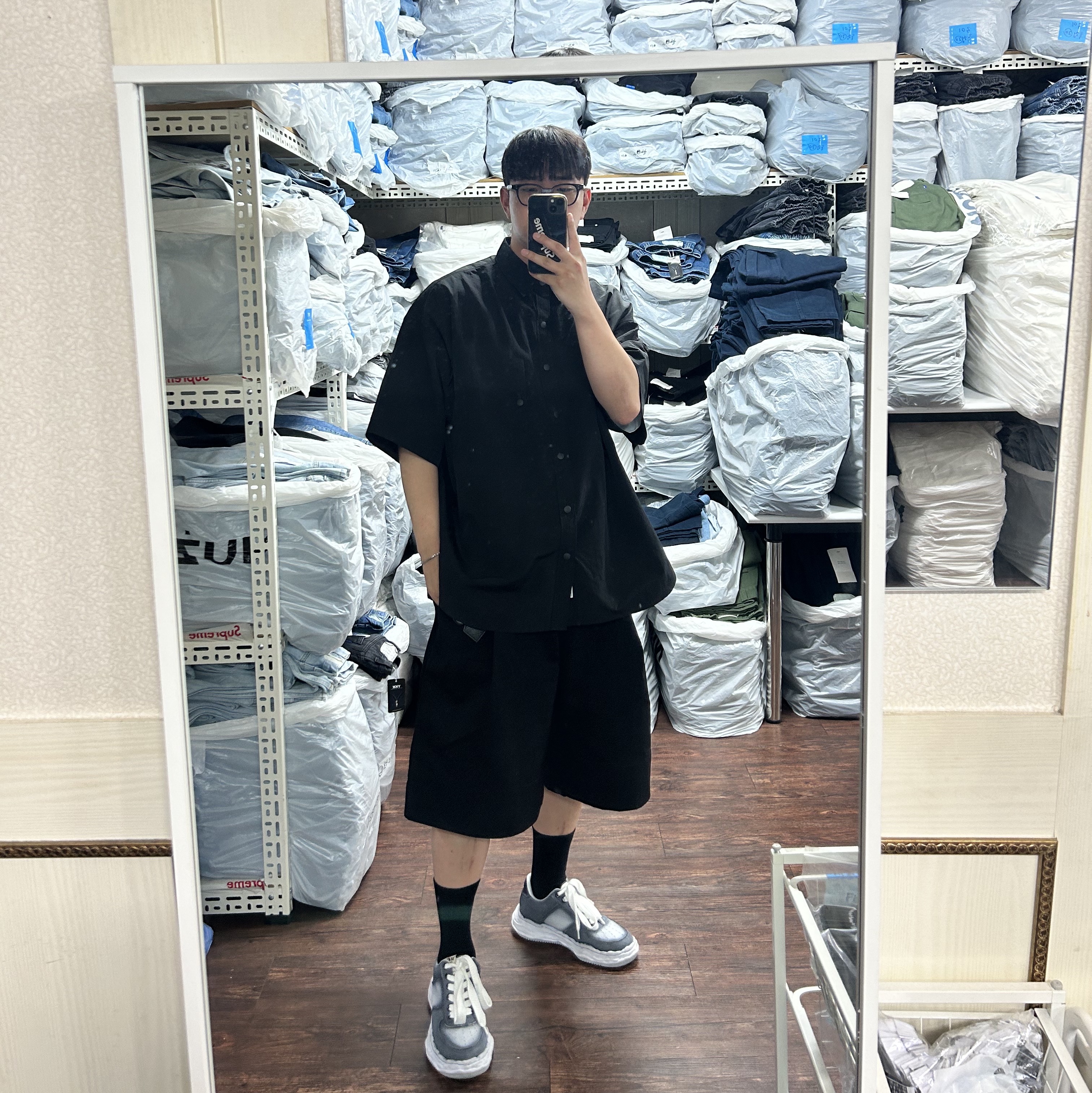 Maison Mihara Yasuhiro Wayne OG Sole Effect Canvas Low-top Sneakers Black, Human Made Carabiner 70mm Silver 착용 스타일