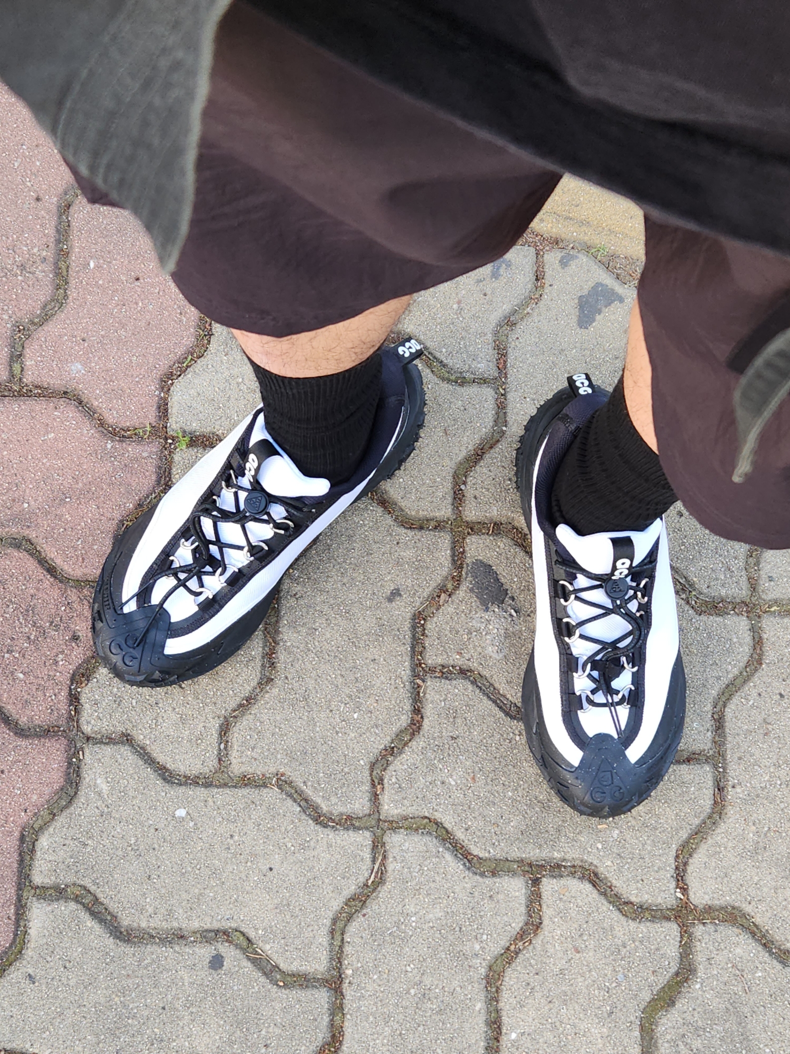 Nike x Comme des Garcons Homme Plus ACG Mountain Fly 2 Low Black White 착용 스타일