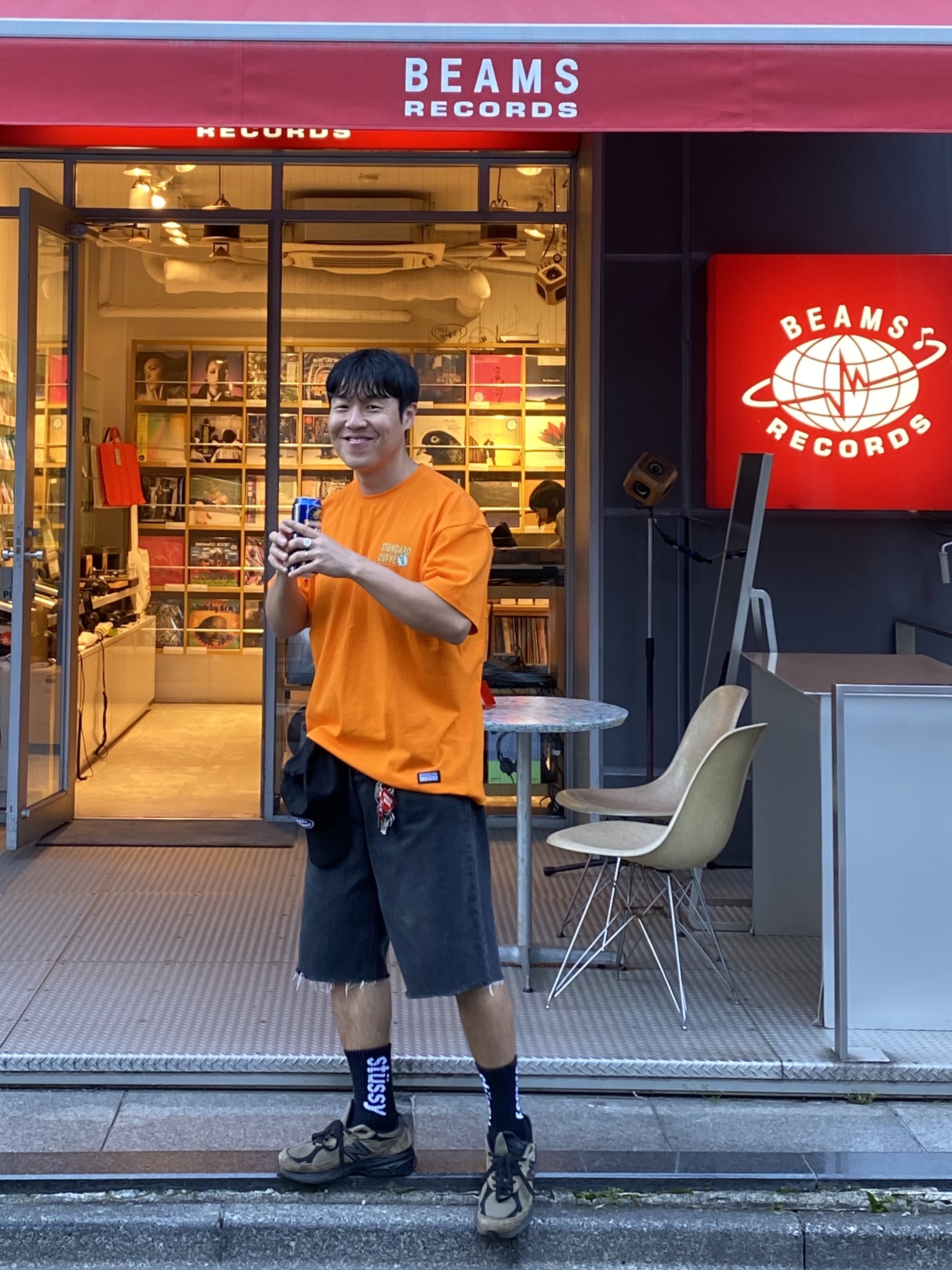 New Balance x JJJJound 990v3 Brown Black, Stussy Helvetica Jacquard Crew Socks Black 착용 스타일 - 1