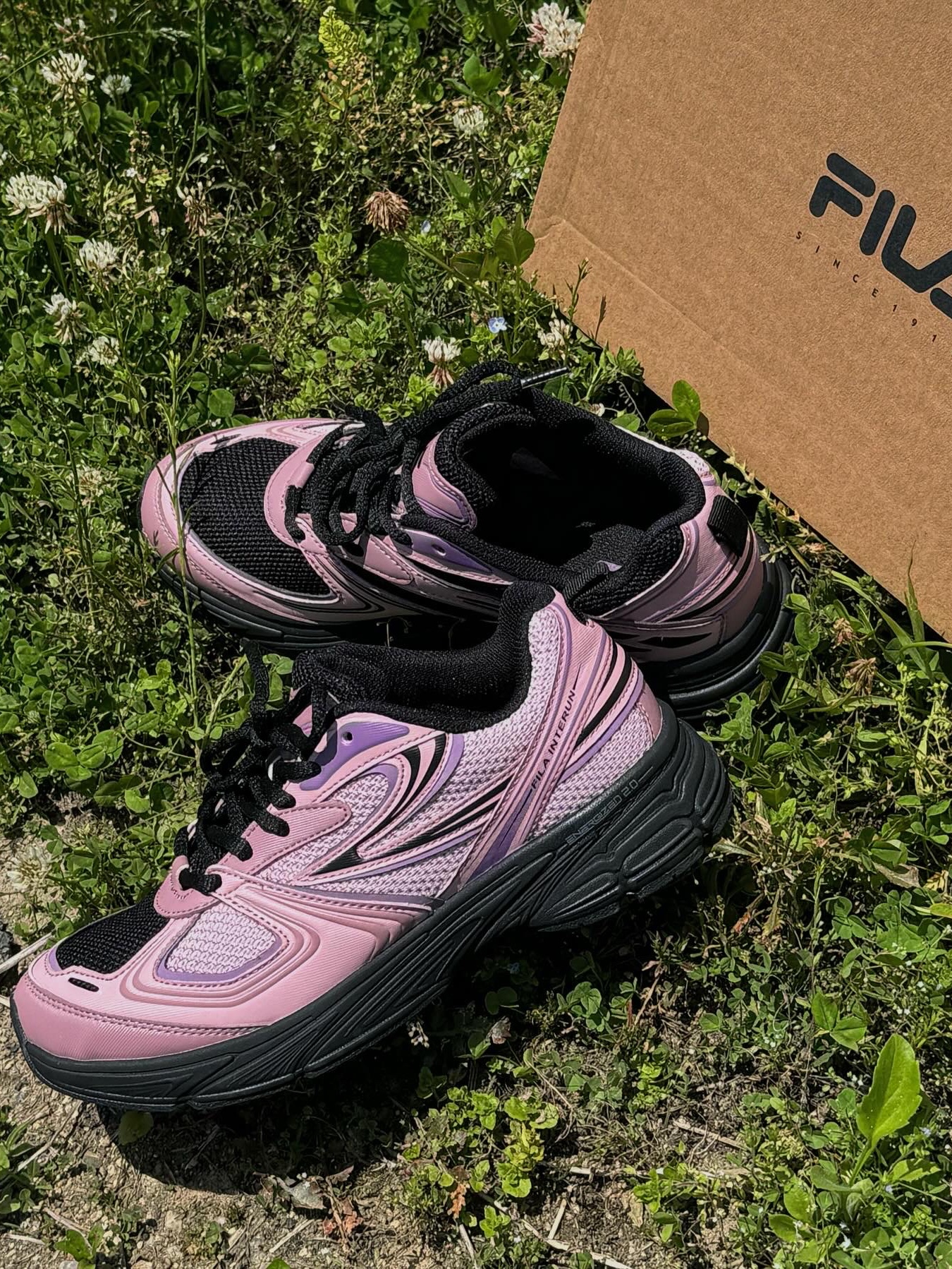 Fila Interun Pink Black, Supreme Waxed Cotton Camp Cap Magenta - 23FW 착용 스타일 - 4