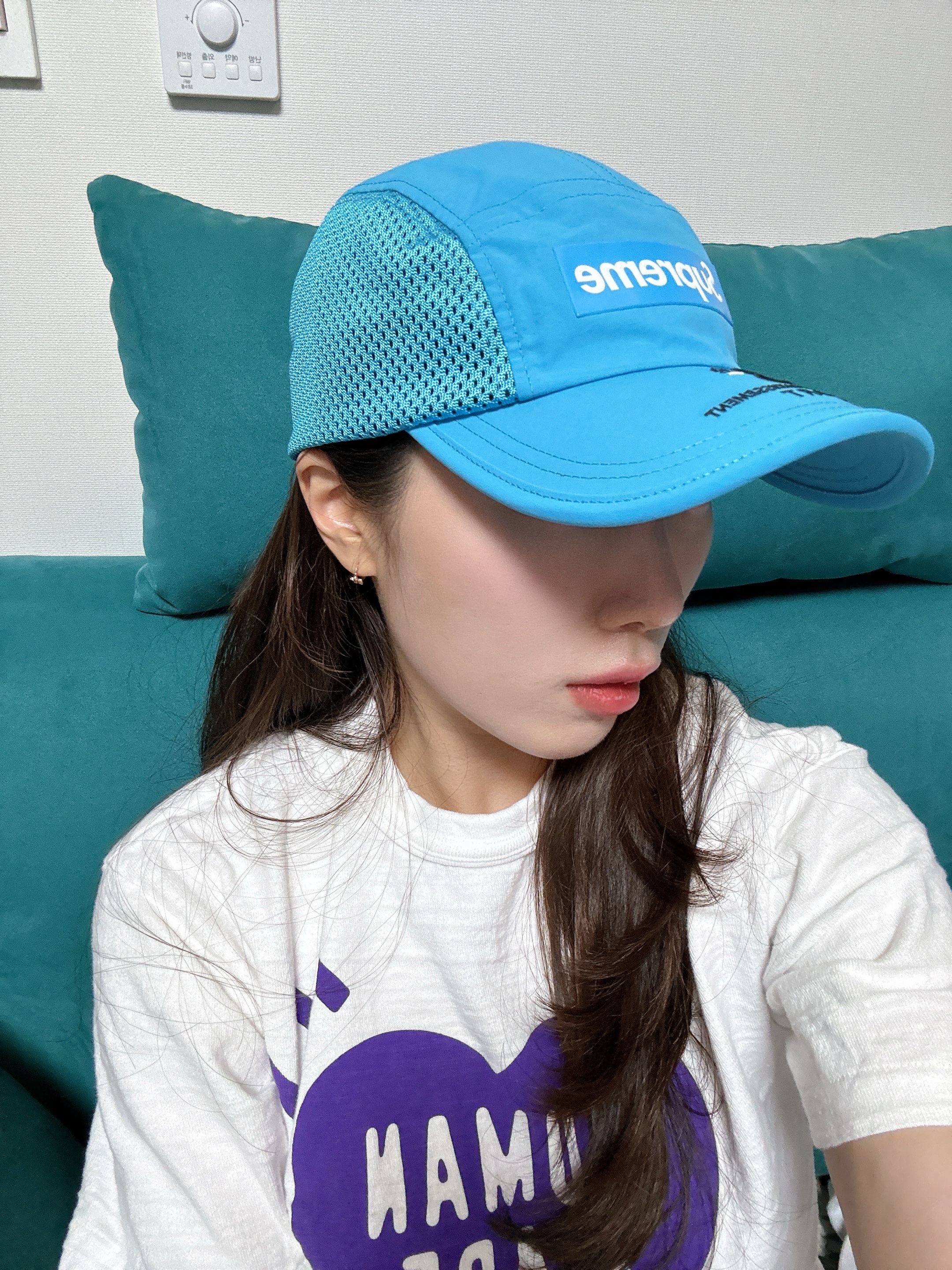 Supreme Mesh Side Panel Camp Cap Cyan - 24SS, Human Made Heart T-Shirt White - Fukuoka Store Exclusive 착용 스타일 - 3