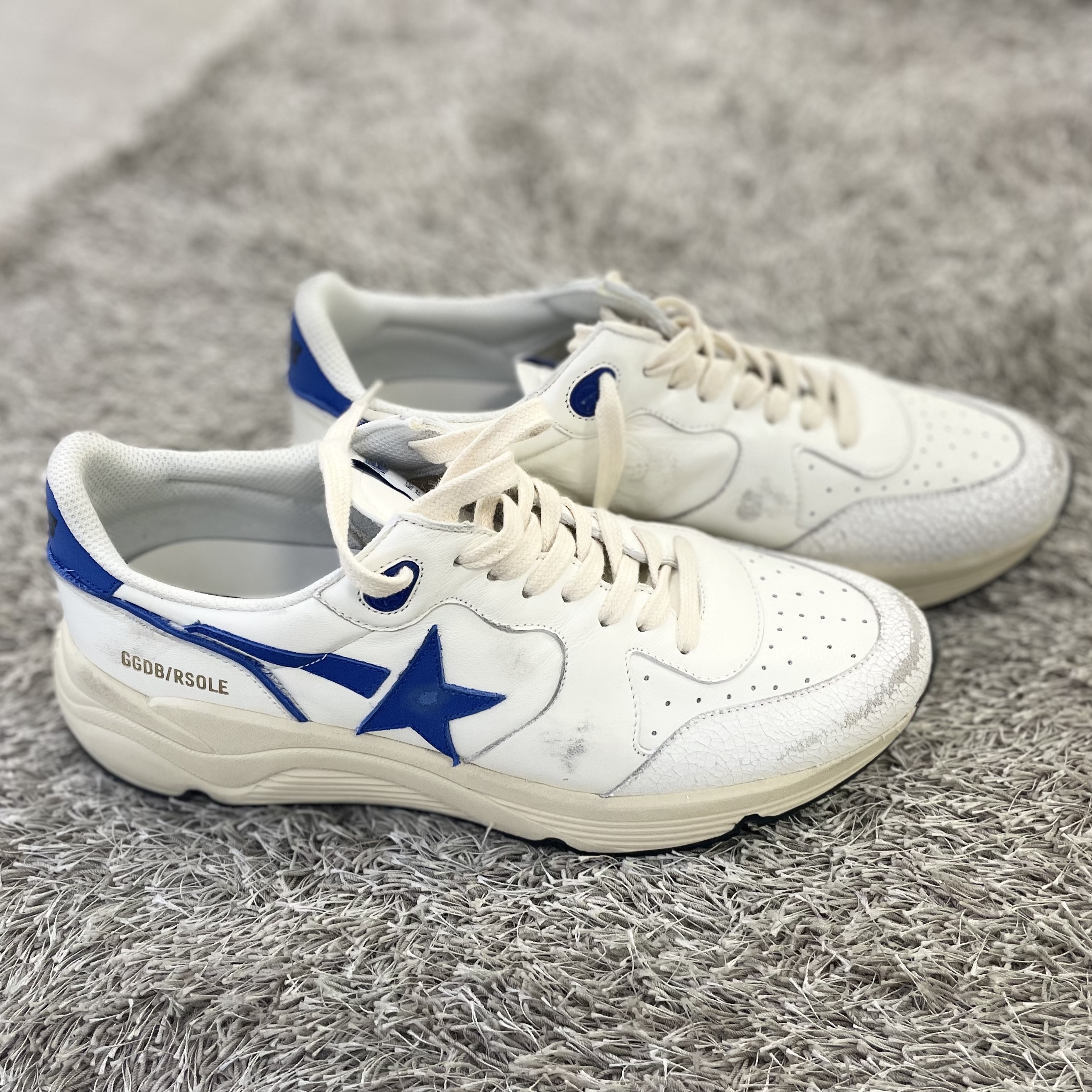 (W) Golden Goose Running Sole Sneakers Black White 착용 스타일