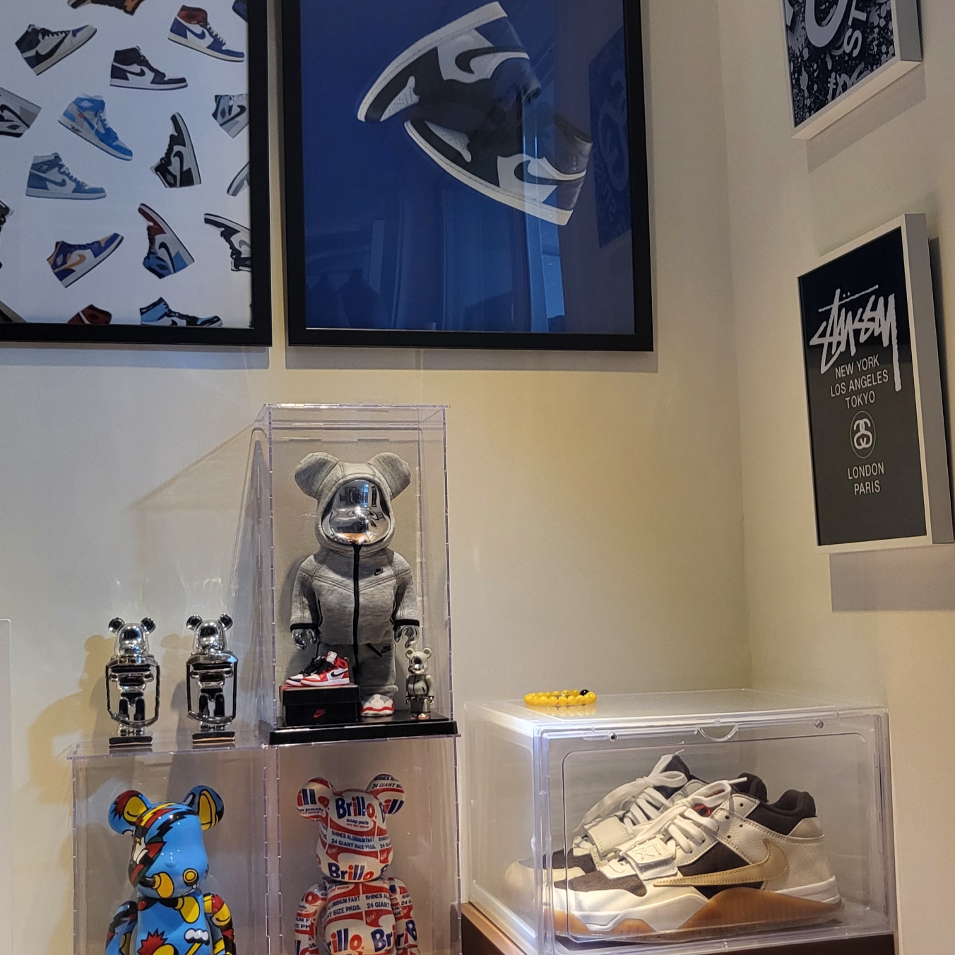 Bearbrick x Nike Tech Fleece N98 100% & 400& Set, Bearbrick x Grafflex Arts 100% & 400% Set 착용 스타일