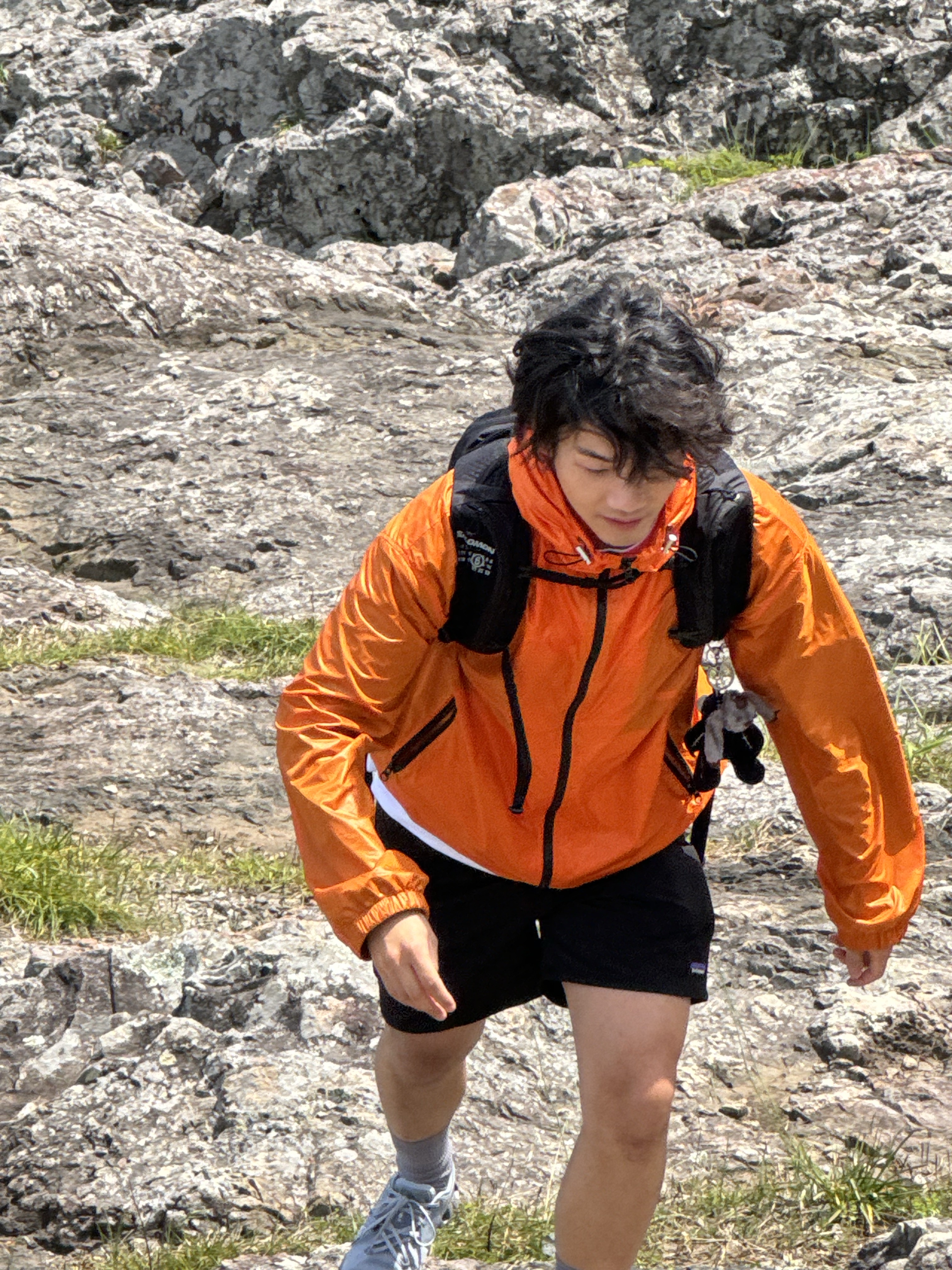 On Running Cloud X 3 Mist Rock 착용 스타일 - 3