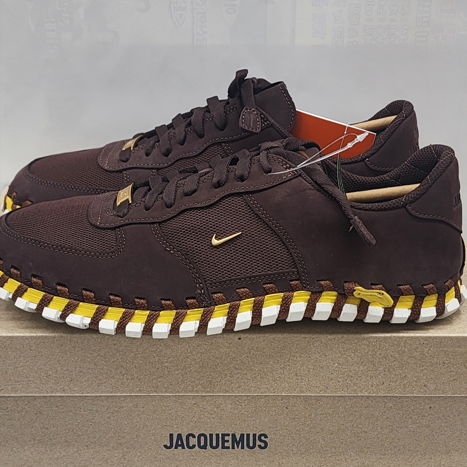 Nike x Jacquemus J Force 1 Low LX SP Earth 착용 스타일 - 2