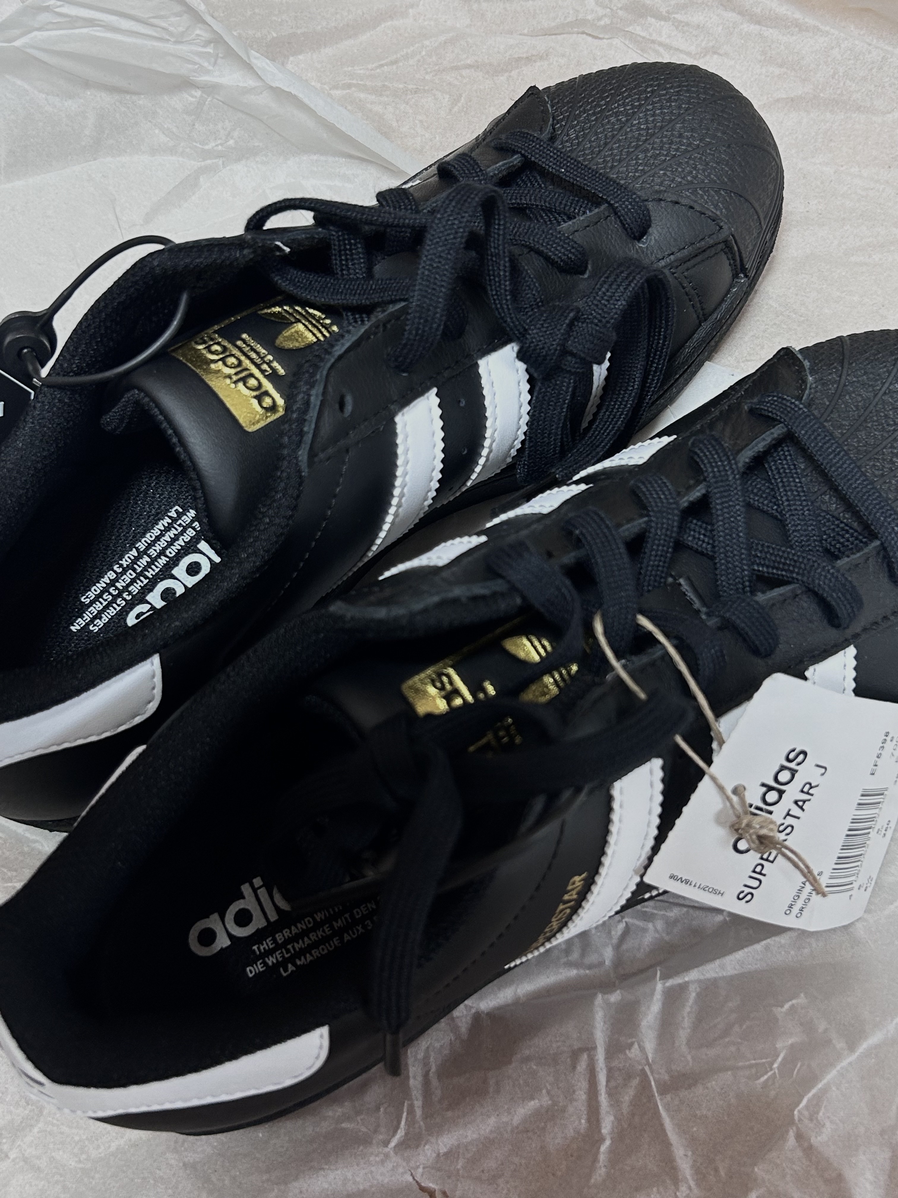 (J) Adidas Superstar Black White 착용 스타일 - 2
