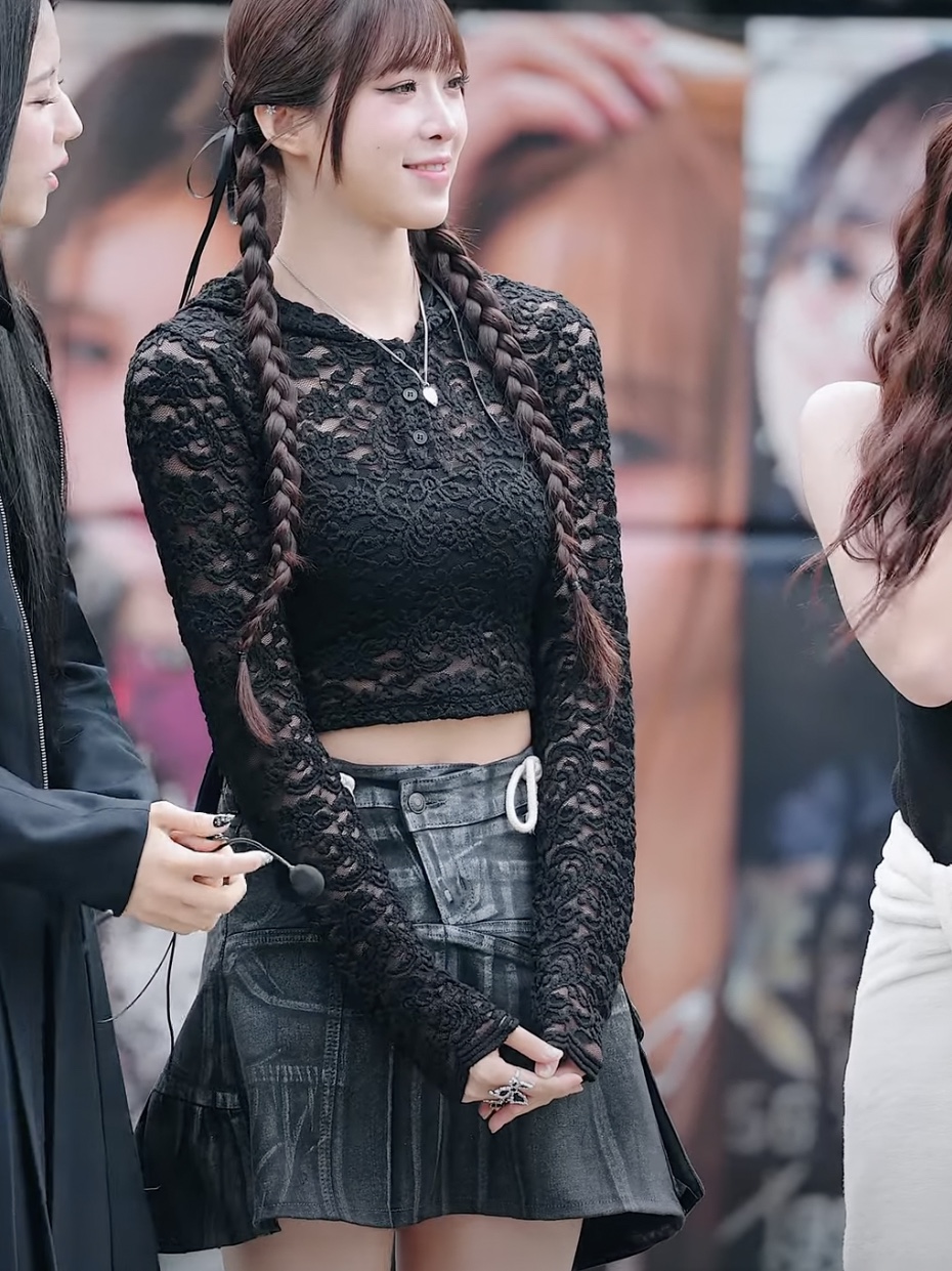 Ottolinger Women Midi Skirt Black White Paint 착용 스타일 - 3