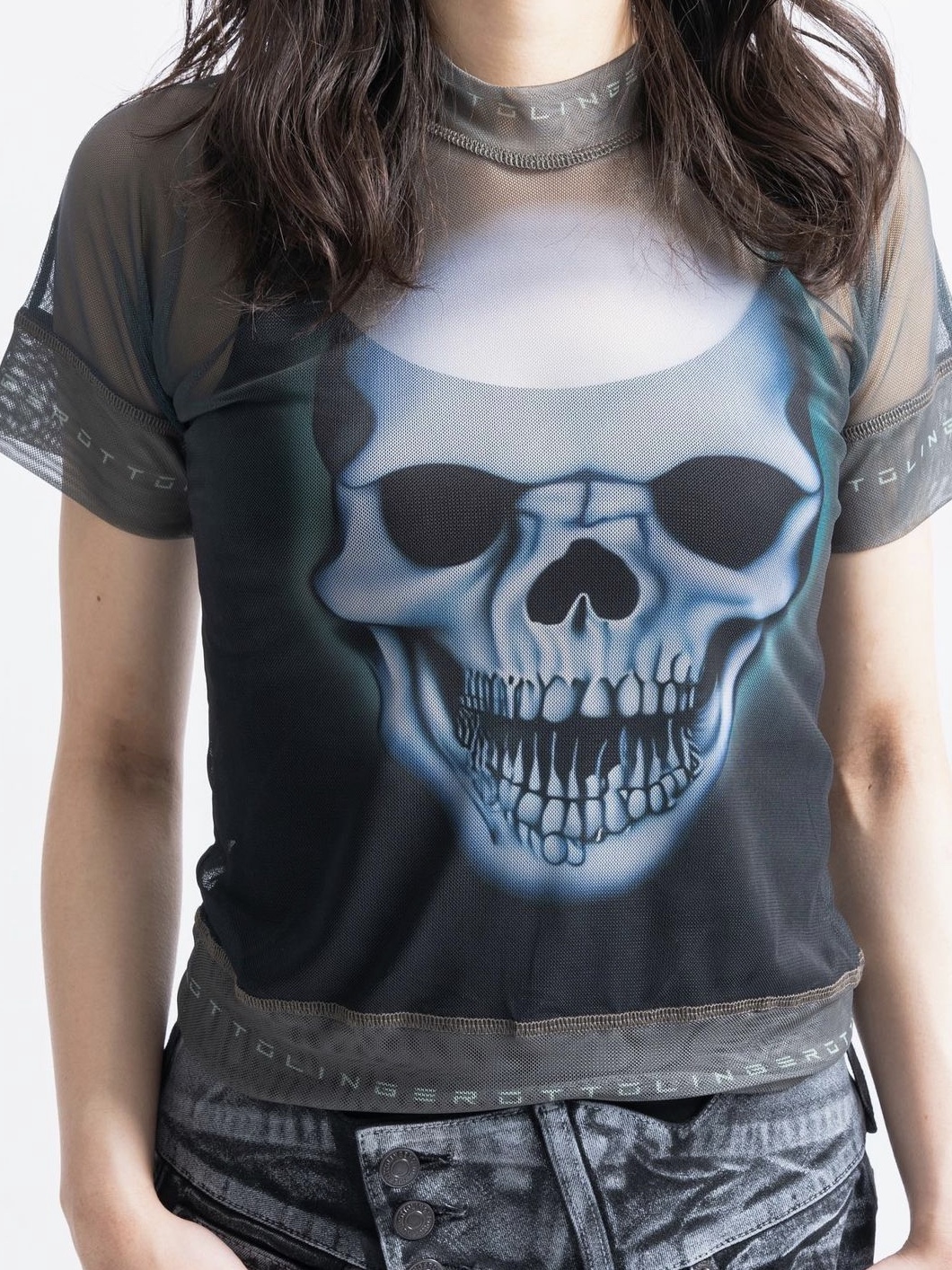 Ottolinger Women Mesh T-Shirt Skull Print, Ottolinger Women Double Fold Pants Black White Paint 착용 스타일 - 3