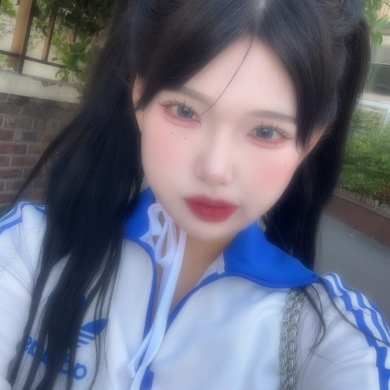 (W) Adidas Originals Beckenbauer Track Top Cloud White - KR Sizing, Adidas Bermuda Glow Pink 착용 스타일 - 2