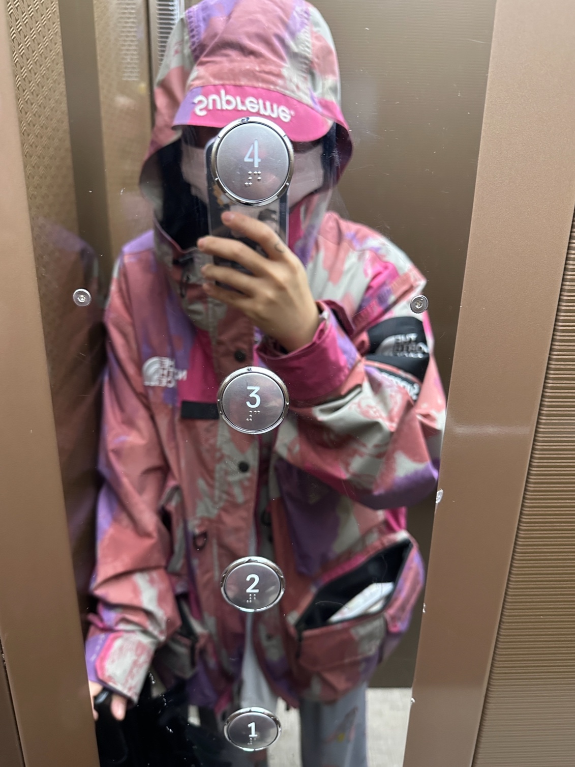Supreme x The North Face Cargo Jacket Multi-Color - 20SS 착용 스타일