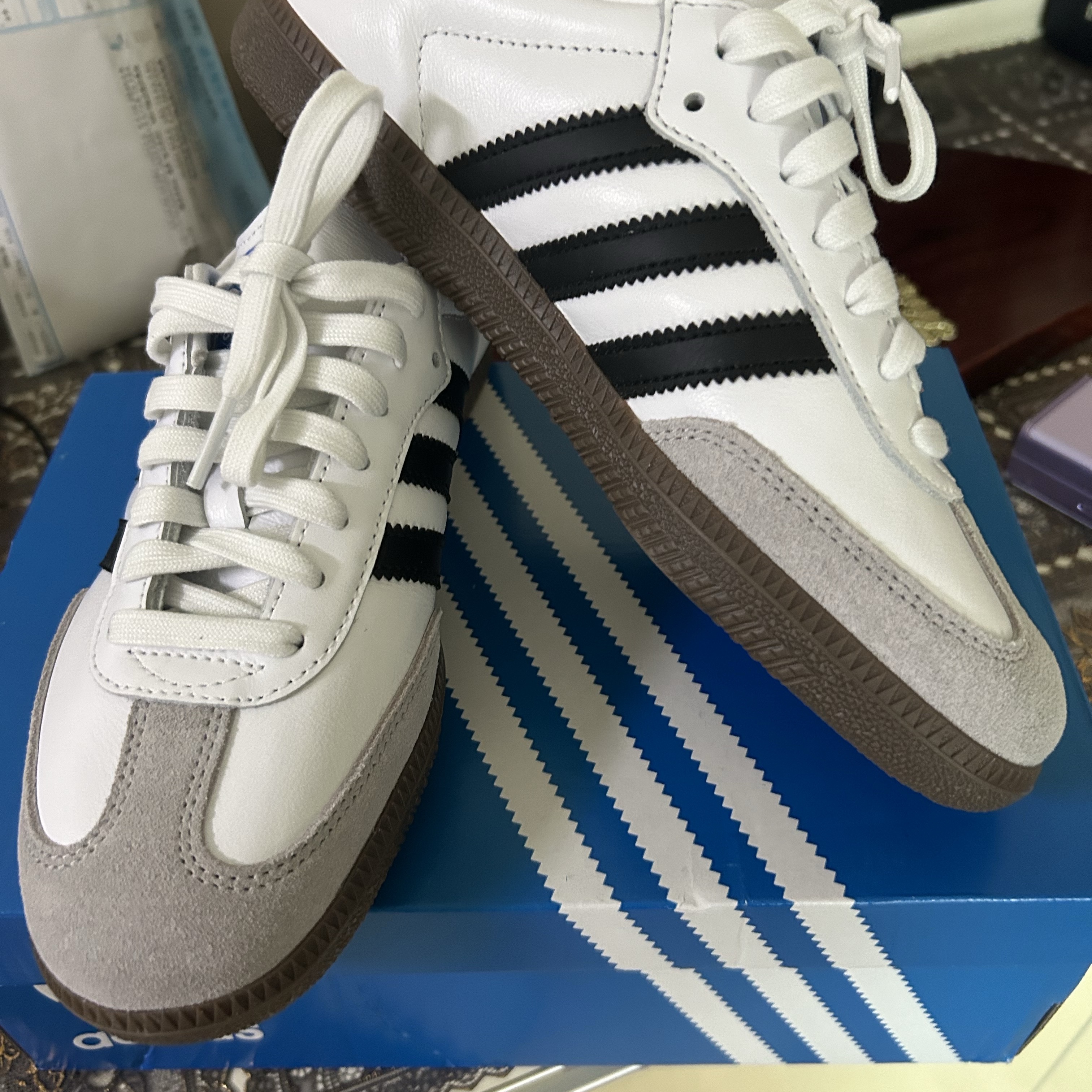 Adidas Samba OG Cloud White 착용 스타일 - 2