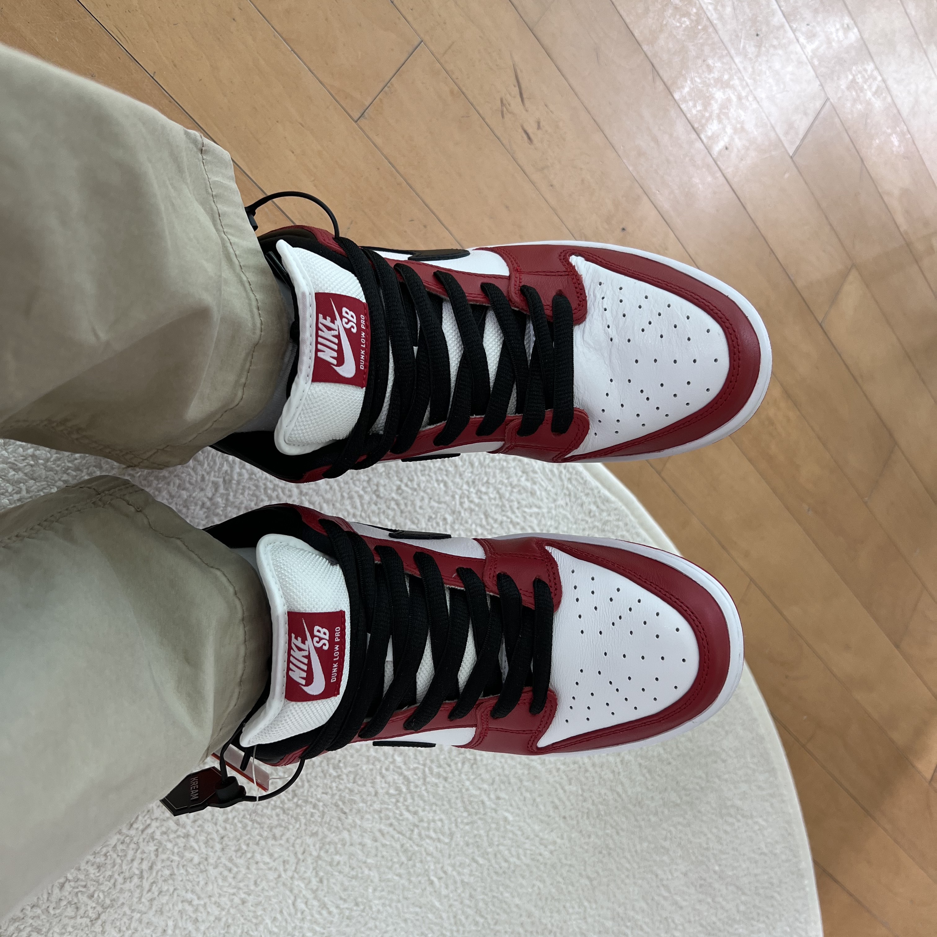 Nike SB Dunk Low Pro Chicago 착용 스타일