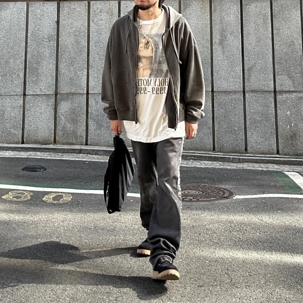 Saint Mxxxxxx Zip Parka Damage Black, Kapital 14 oz. Denim 5P Monkey Cisco Gemstone Pants Black 착용 스타일 - 1