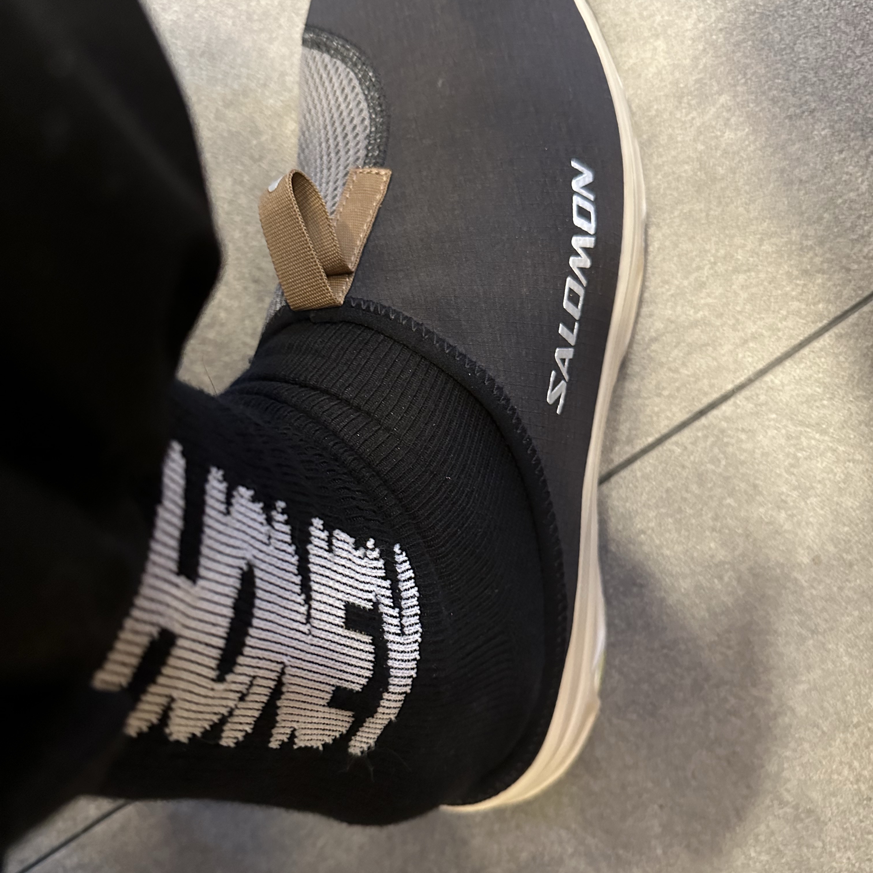 Salomon RX Slide 3.0 Black Plum Kitten, Honey Scoop House Honey Logo Socks 2Pack Multi 착용 스타일