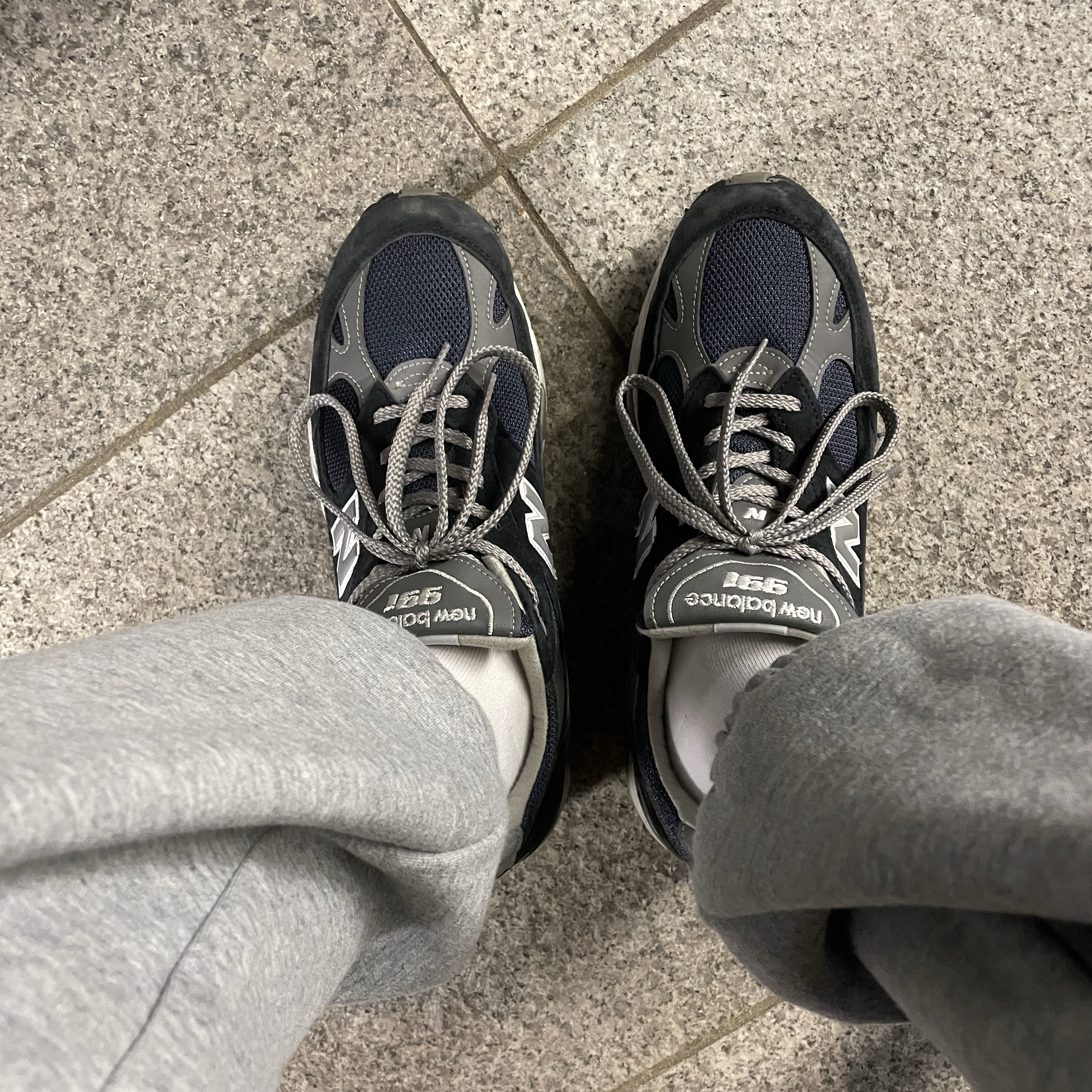 New Balance 991 Made in UK Navy 착용 스타일