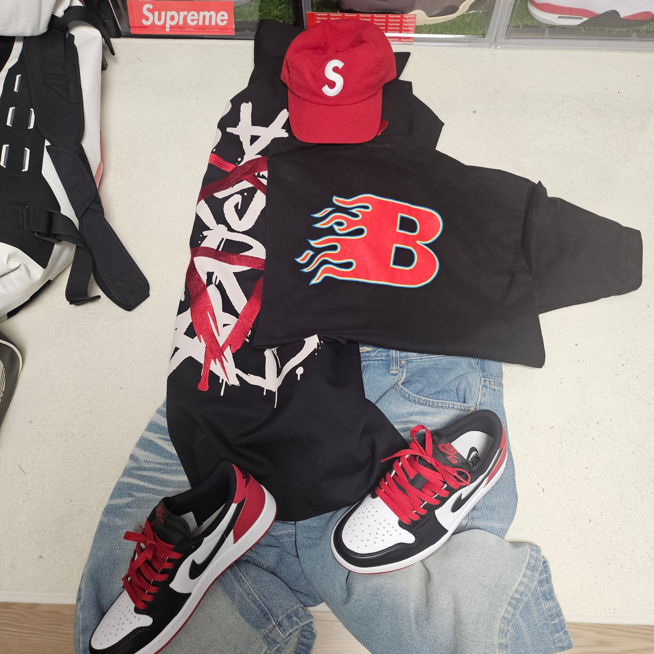Supreme Seersucker S Logo 6-Panel Red - 24SS, Jordan 1 Retro Low OG Black Toe 착용 스타일