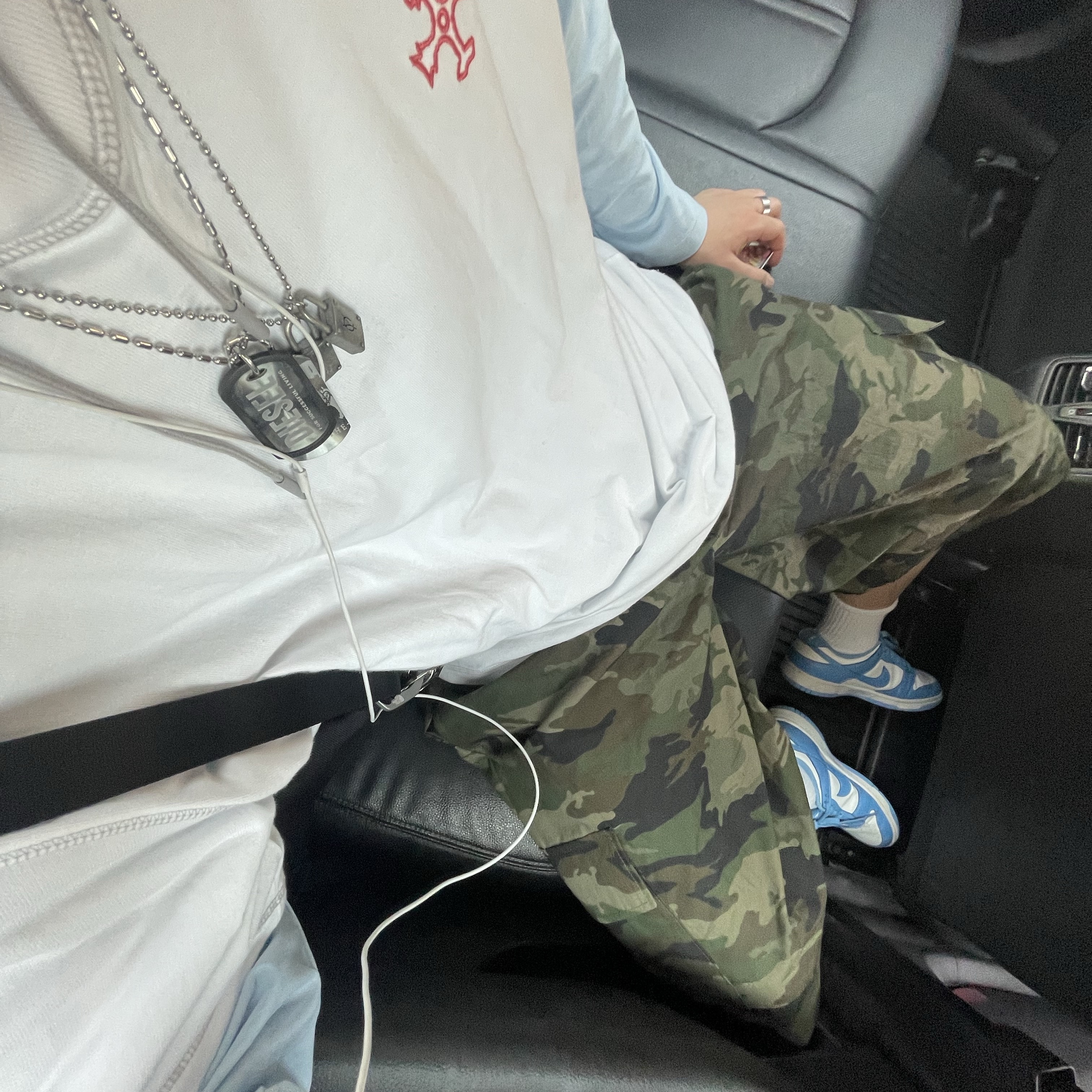 Nike Dunk Low Retro University Blue, Diesel Dx0011 Stainless Steel Double Dog Tag Necklace Silver 착용 스타일 - 1