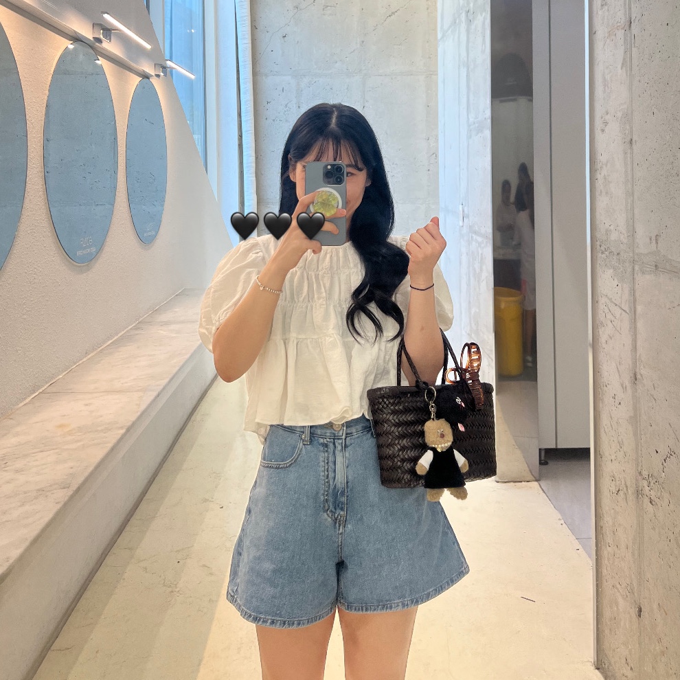Monamhee x STU Coco Brown, Monamhee Pouch Black 착용 스타일 - 2