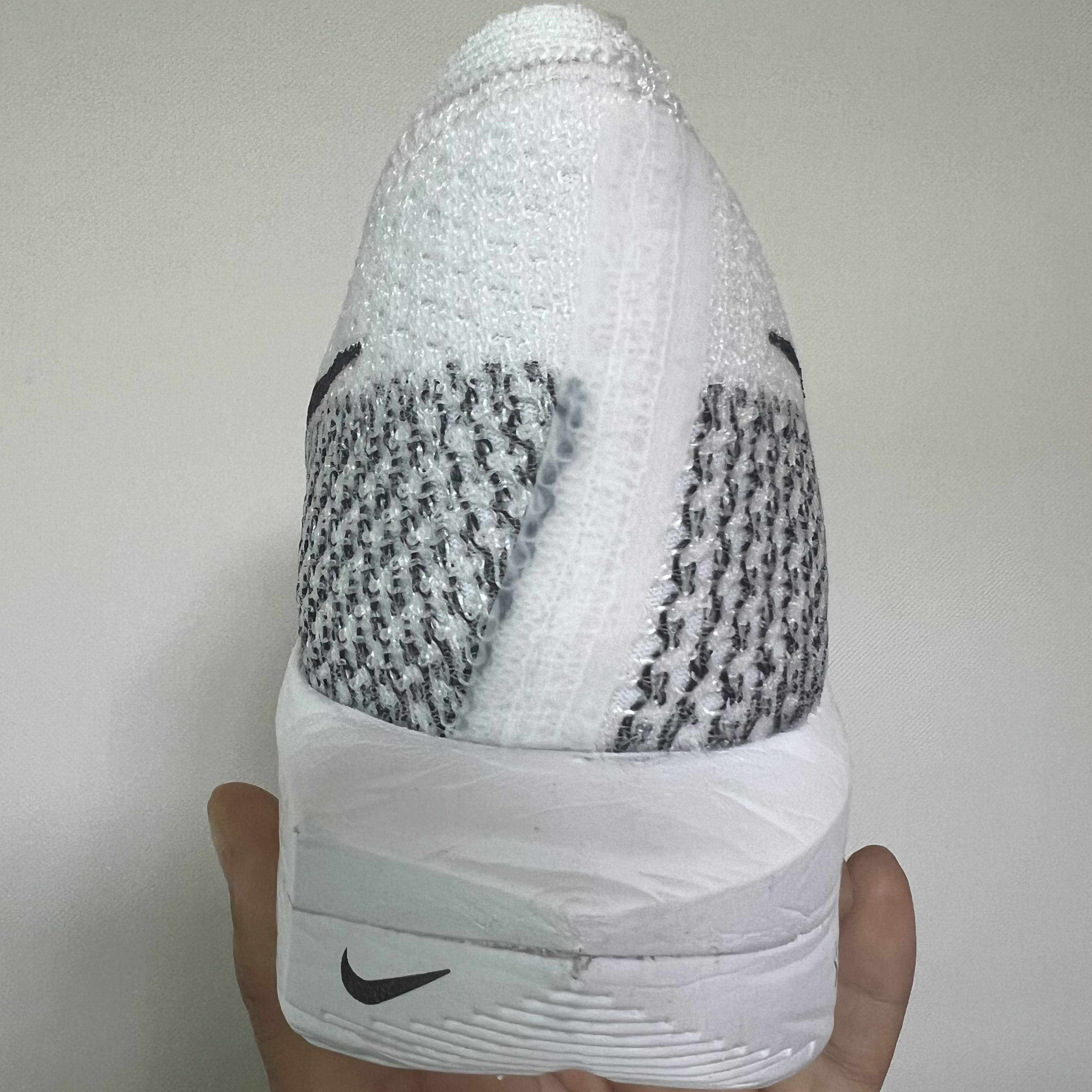 Nike ZoomX Vaporfly Next% 3 White Grey 착용 스타일 - 3