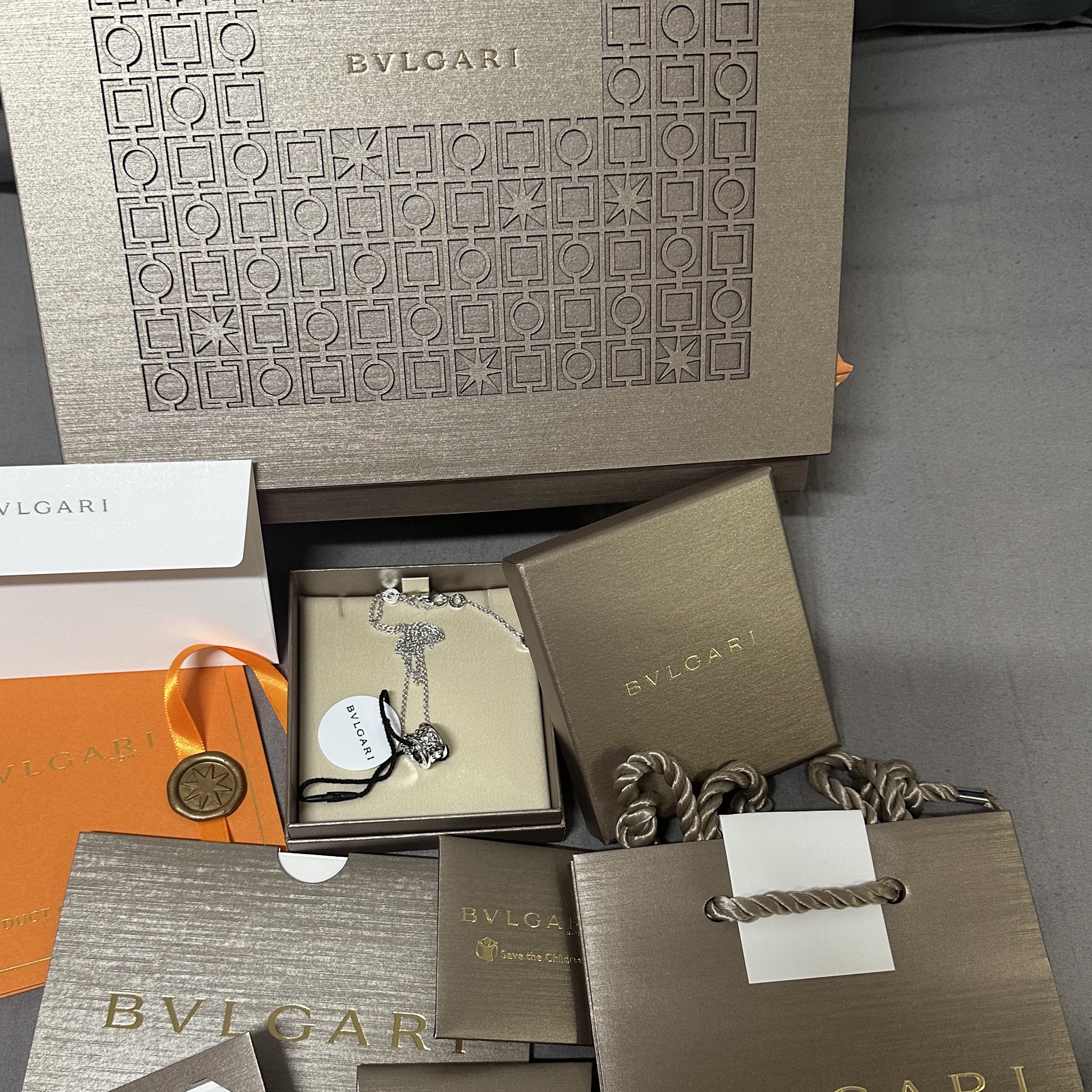 Bulgari Save The Children Necklace Sterling Silver 착용 스타일 - 2