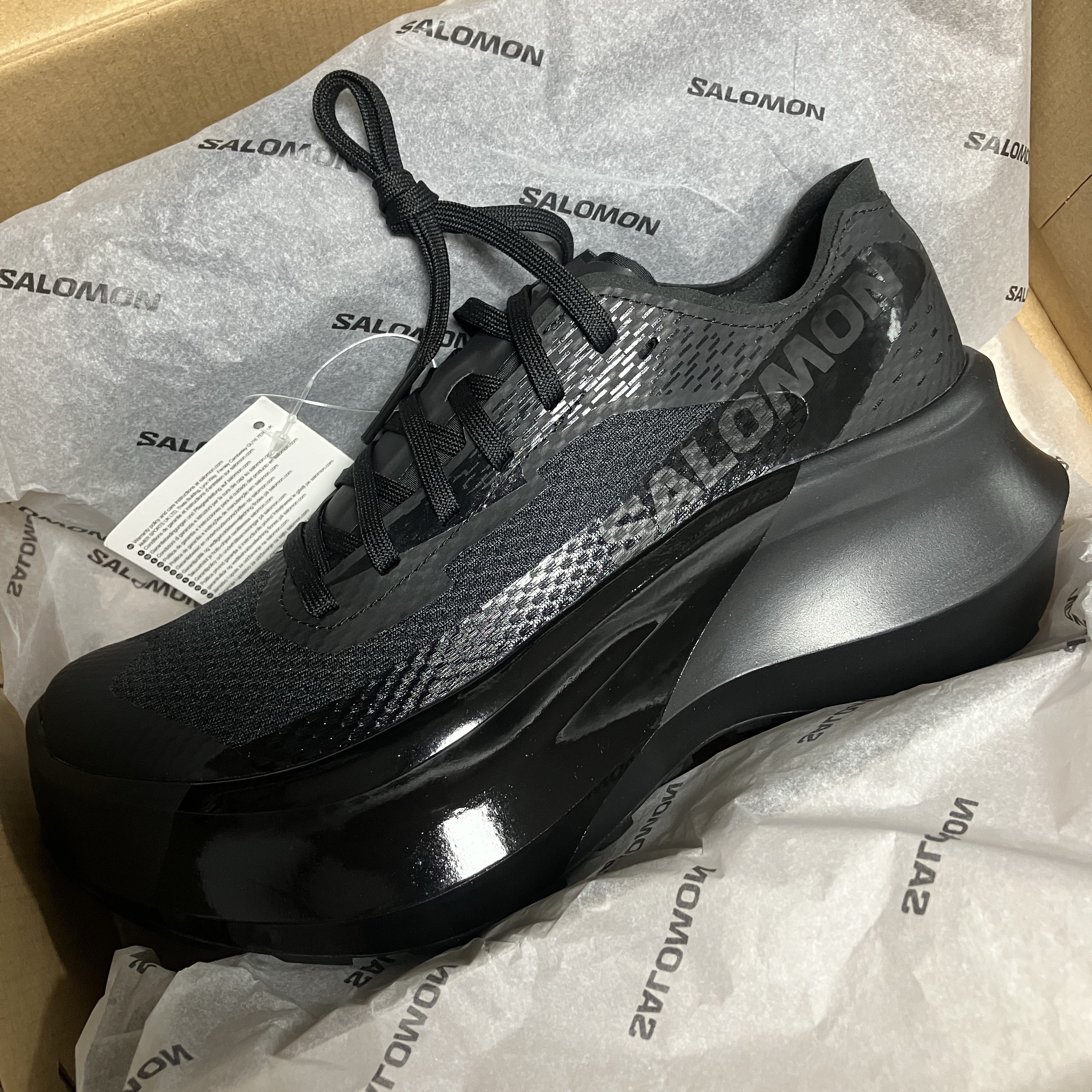 Salomon x Comme des Garcons Phantasm Platform Black, Salomon x Comme des Garcons Phantasm Platform White 착용 스타일 - 2