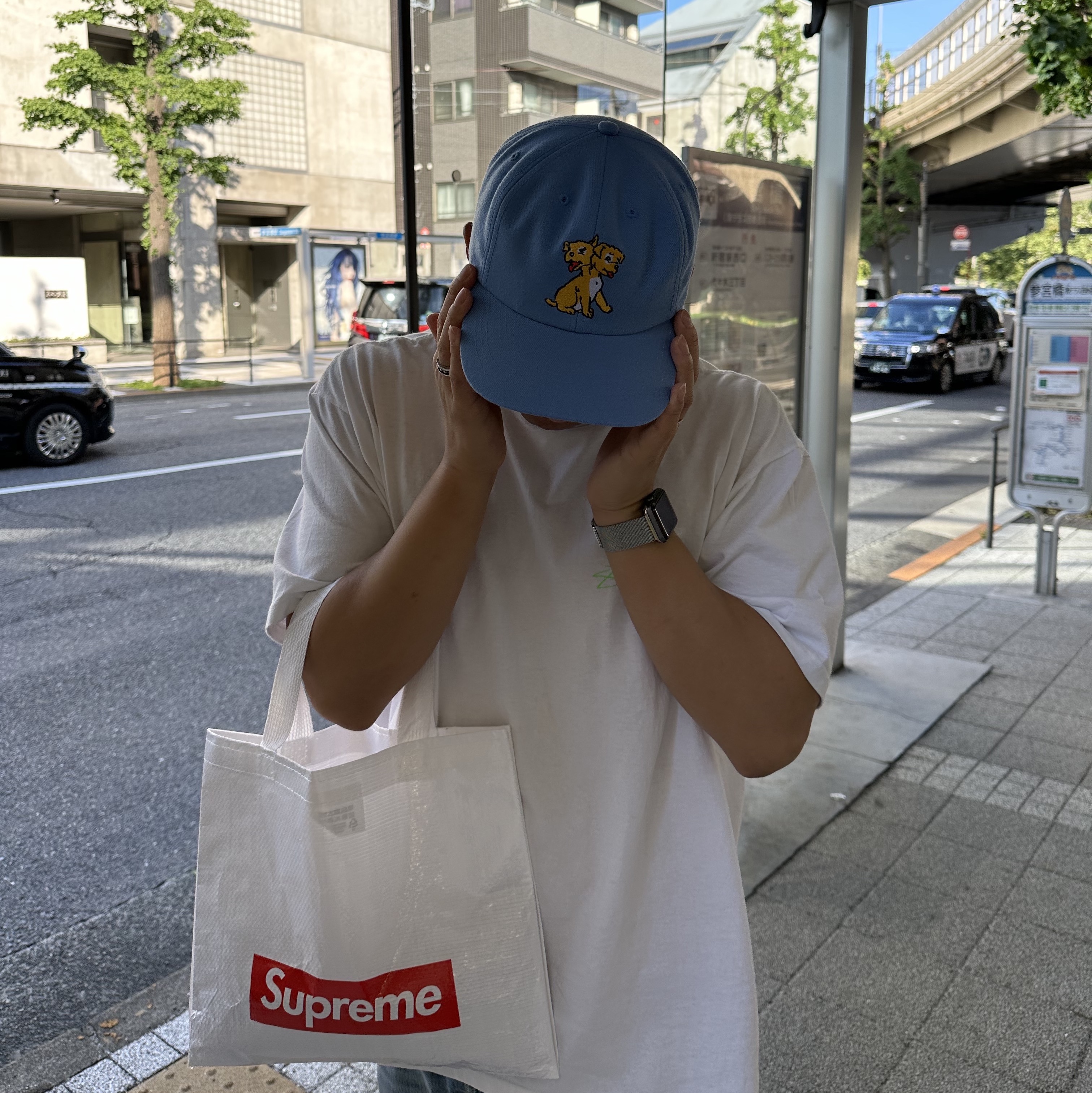 Balenciaga 3XL Sneakers Worn Out Grey White Blue, Stussy x Levi's Embossed 501 Jean Indigo 착용 스타일 - 2