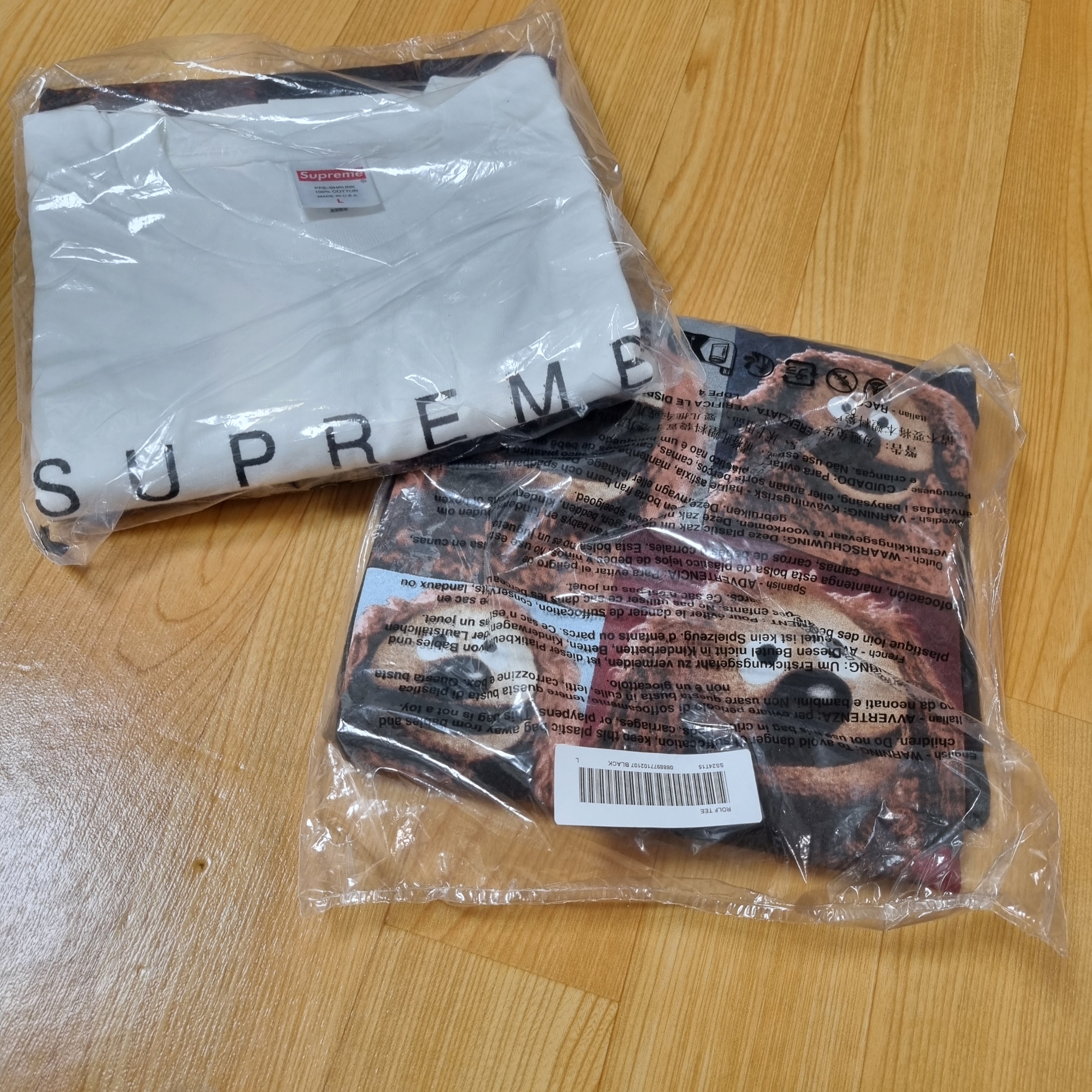 Supreme Rowlf T-Shirt Black - 24SS, Supreme Rowlf T-Shirt White - 24SS 착용 스타일