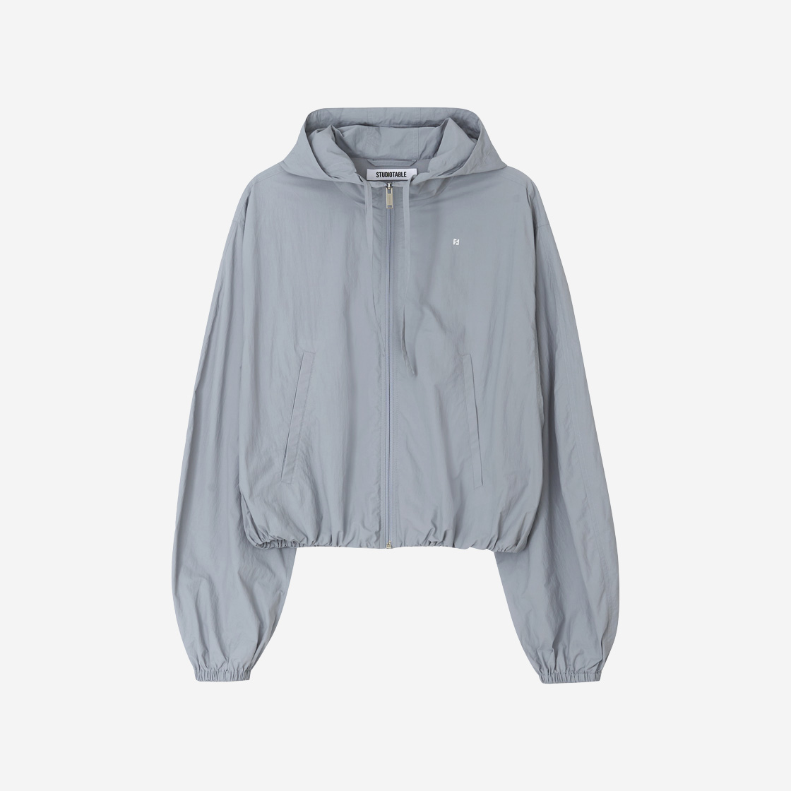 스튜디오테이블 볼륨 나일론 집업 라이트 그레이