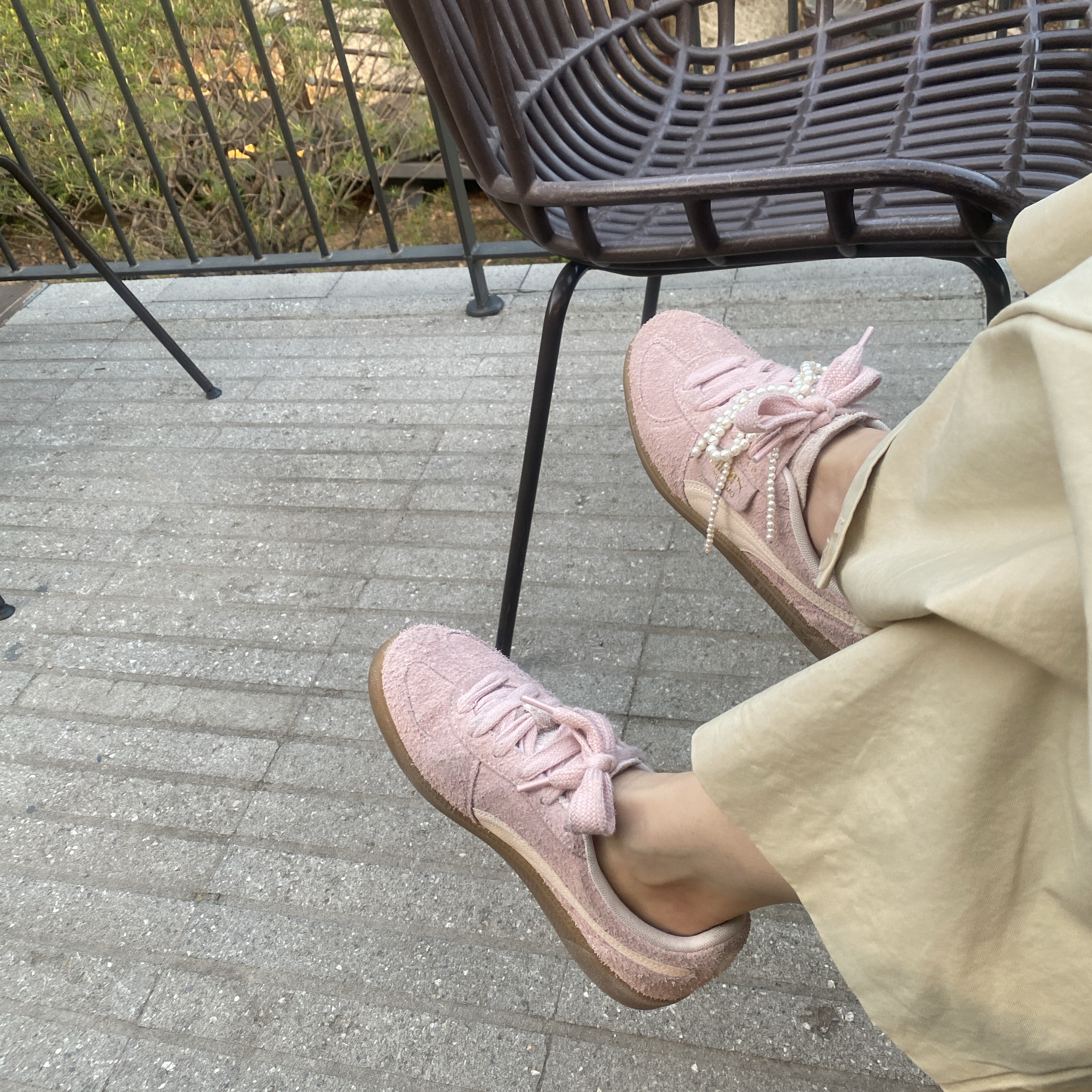 Puma Palermo Hairy Rose Quartz Rosebay 착용 스타일 - 1