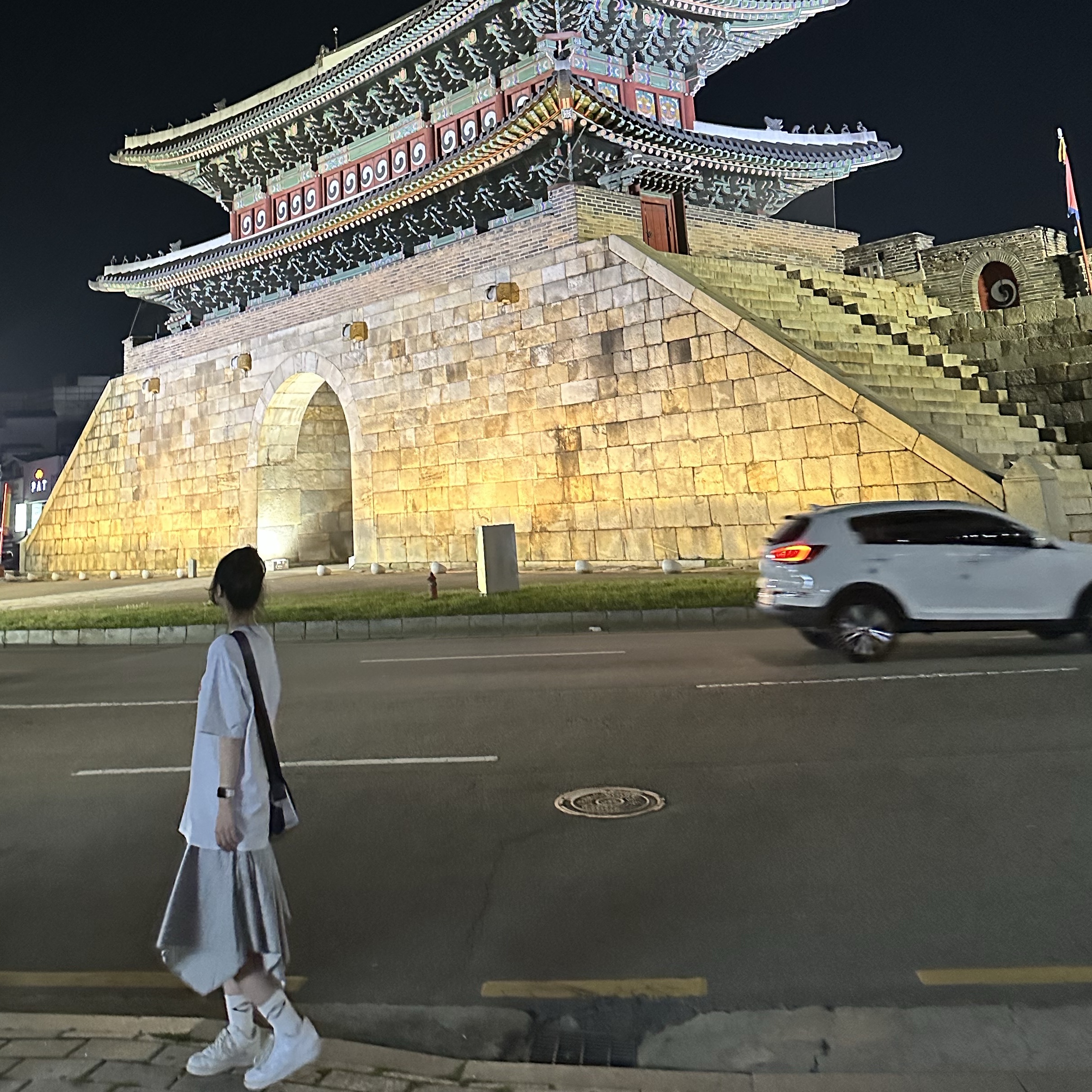 (W) Mischief Rhombus Blur T-Shirt Basic Melange Grey, Nike Air Force 1 '07 Low White 착용 스타일 - 2