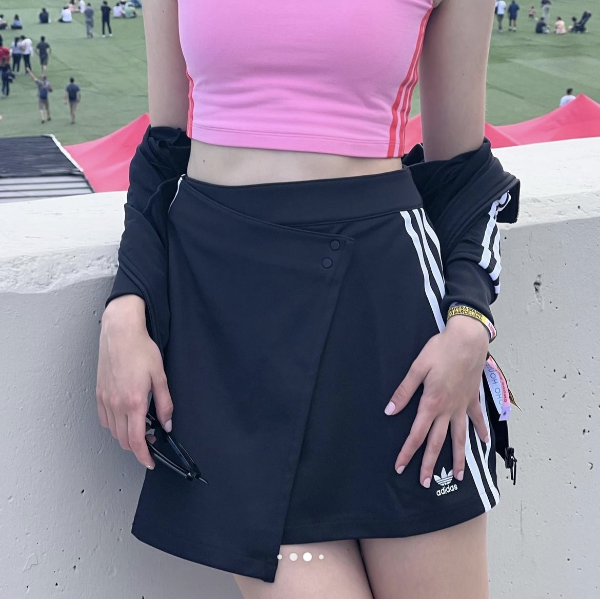 (W) Adidas Adicolor Classic 3S Short Wrapping Skirt Black - KR Sizing 착용 스타일