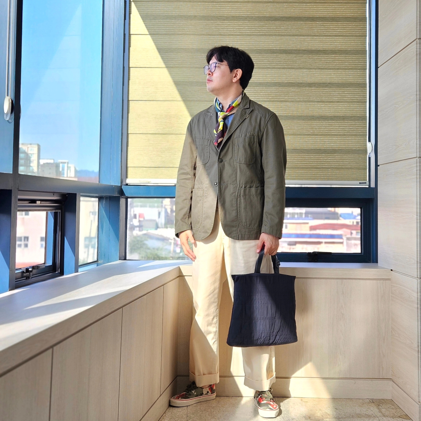 Vans Vault x Nigel Cabourn OG Authentic LX Army Green Camo, Engineered Garments Ripstop Bedford Jacket Olive 착용 스타일 - 3