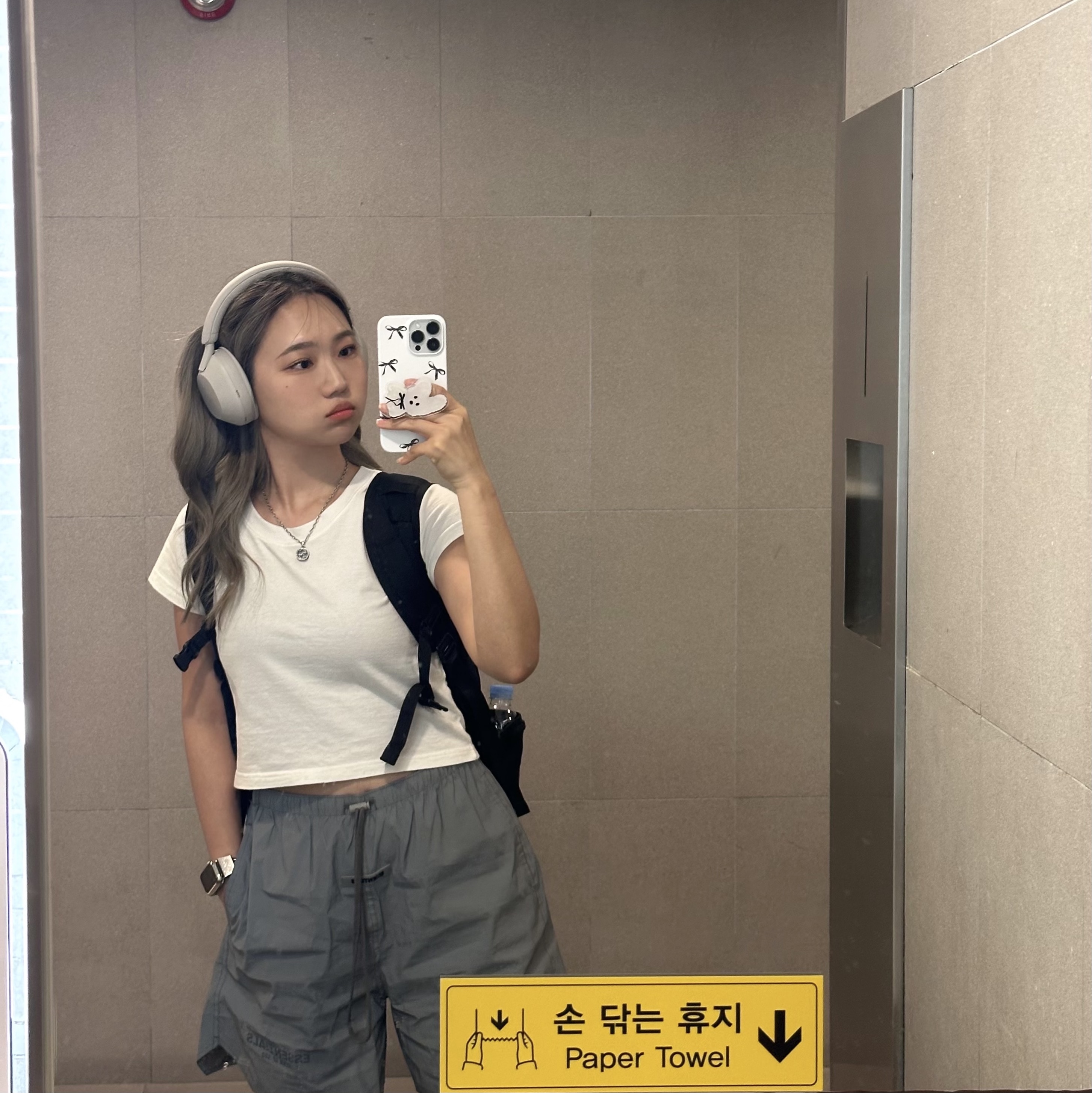 Essentials Volley Shorts Silver Reflective - 20SS, Sony WH-1000XM5 Silver (Sony Korea Ver.) 착용 스타일
