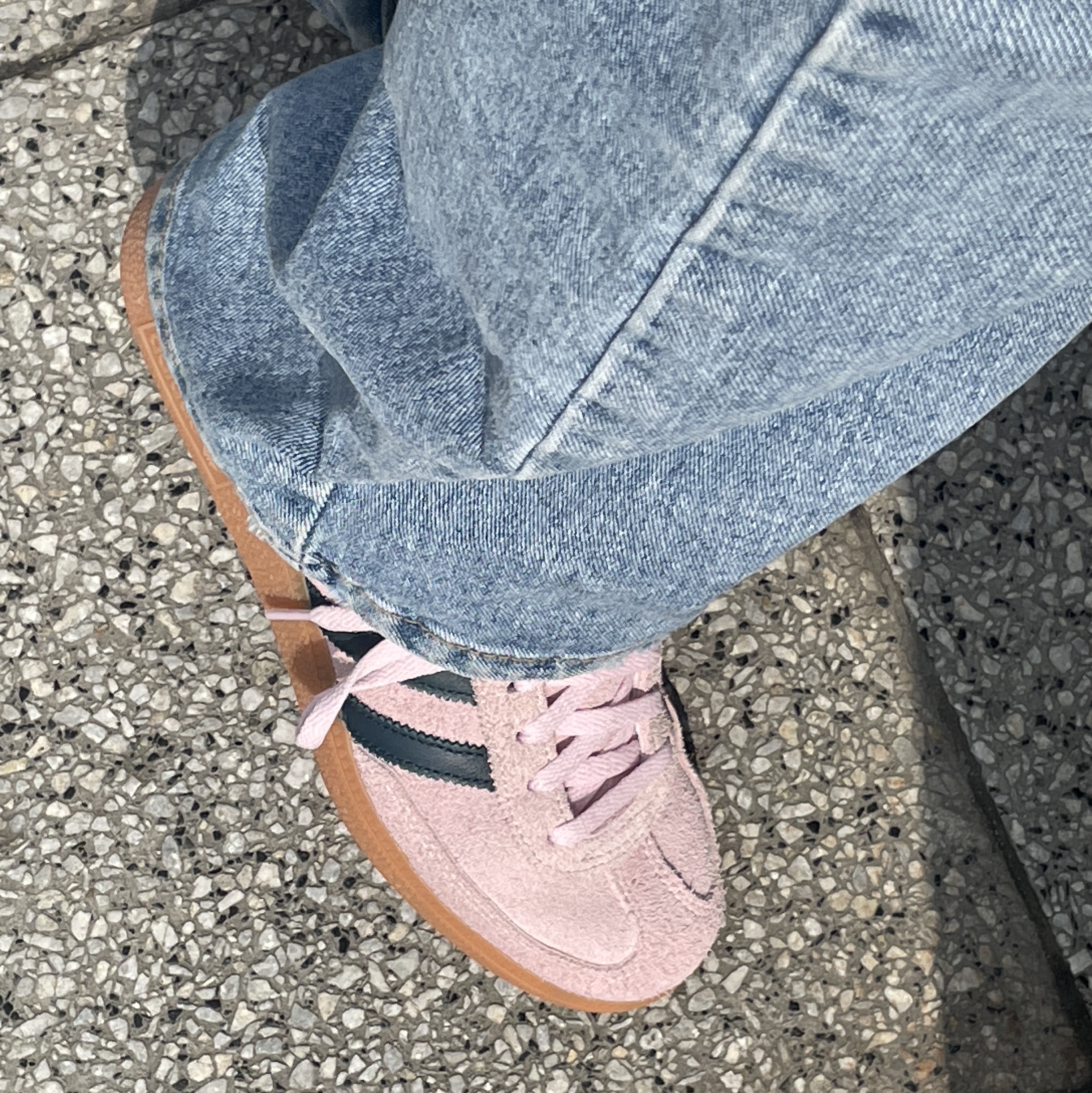(W) Adidas Spezial Handball Clear Pink 착용 스타일
