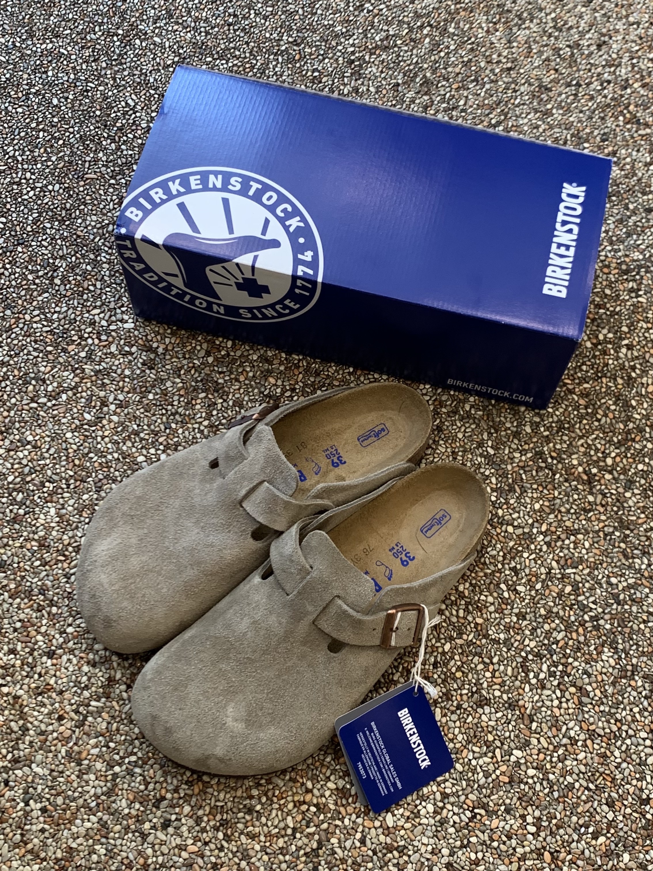 Birkenstock Boston Soft Footbed Taupe - Regular, Mischief Rhombus Backpack Black 착용 스타일 - 4