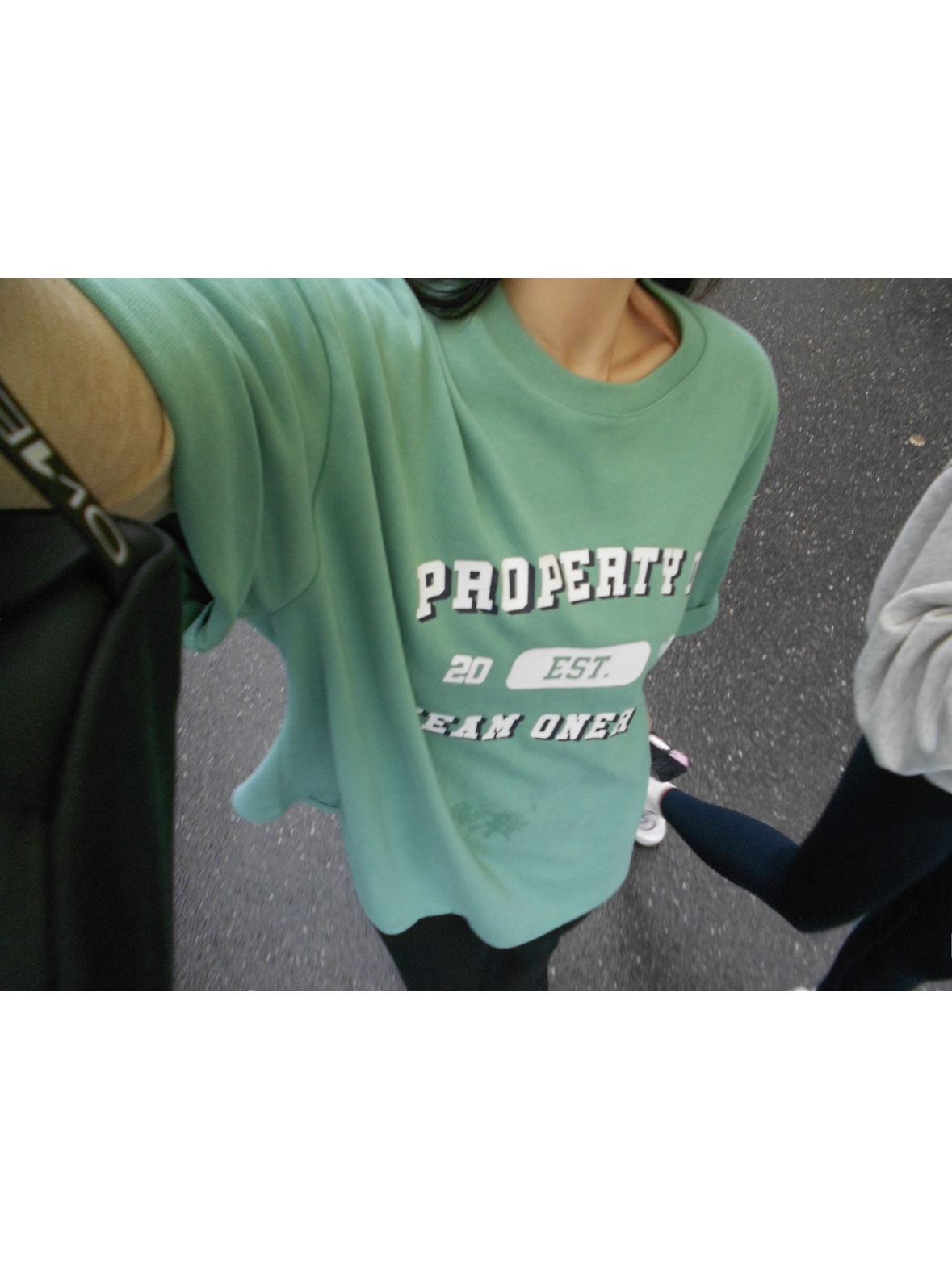 ONERM Team ONERM Overfit T-Shirt Light Khaki 착용 스타일 - 4