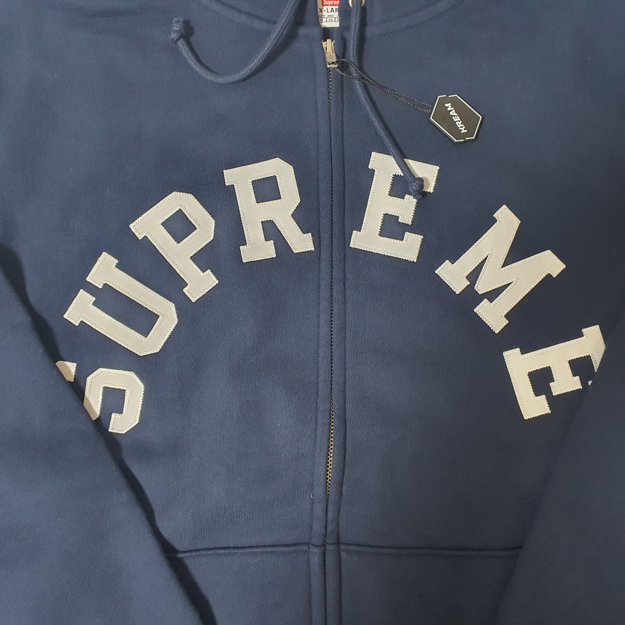 Supreme x Champion Zip Up Hooded Sweatshirt Navy - 24SS 착용 스타일