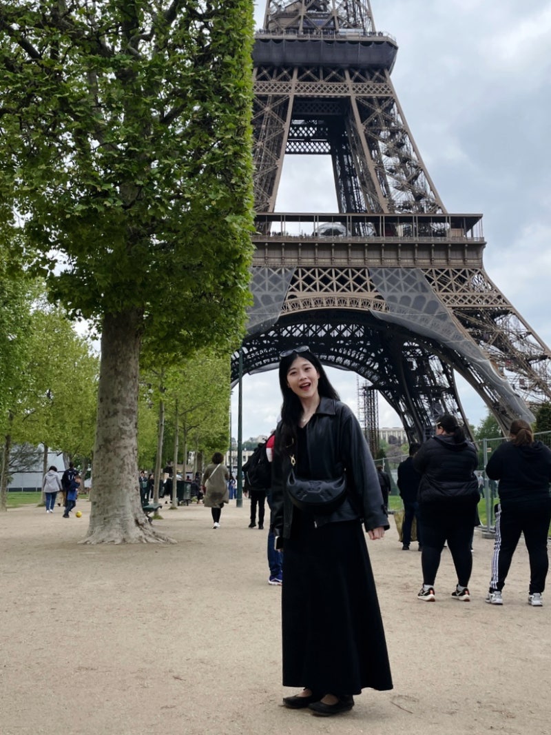 Louis Vuitton Over The Moon Black 착용 스타일 - 3