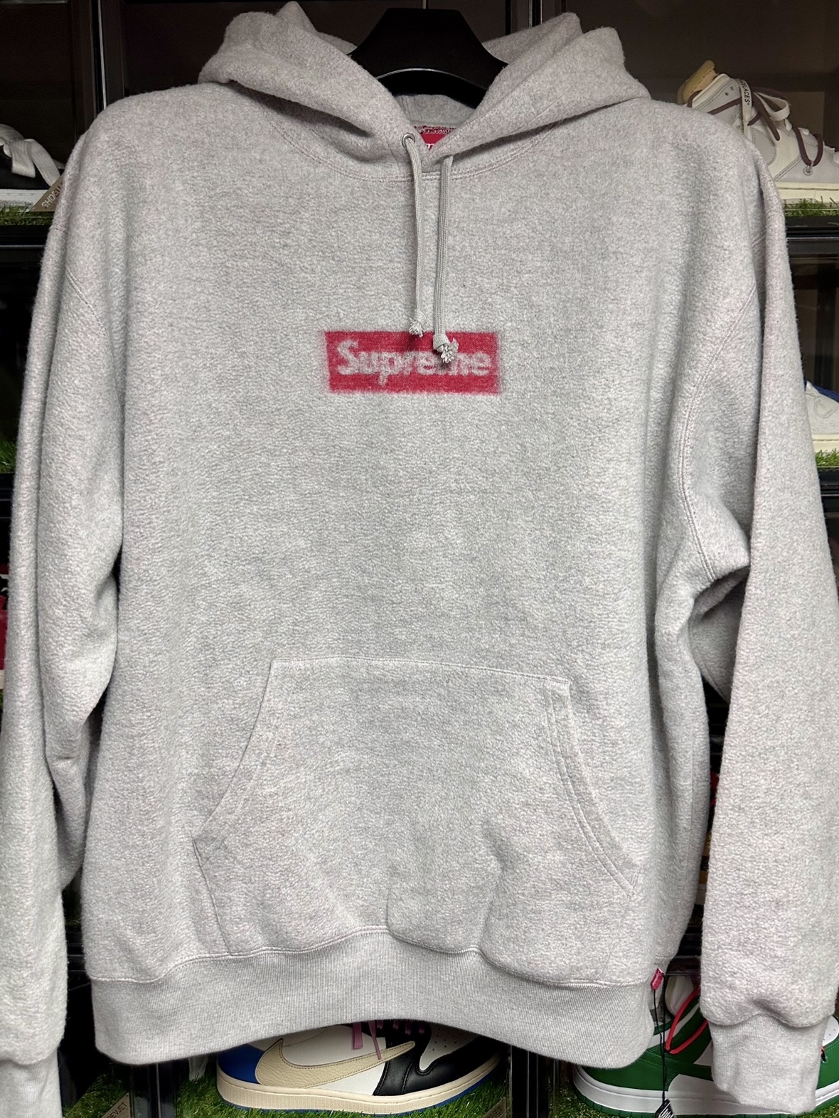Supreme x Burberry Box Logo Hooded Sweatshirt Black - 22SS, Supreme Box Logo Hooded Sweatshirt Ash Grey - 23FW 착용 스타일 - 4