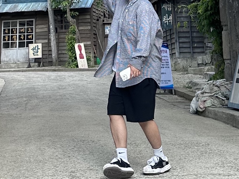 Maison Mihara Yasuhiro Blakey OG Sole Canvas Low-top Sneakers Black White 착용 스타일